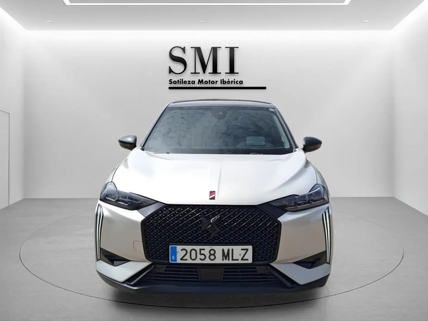 DS Automobiles DS 3 Crossback Puretech Performance Line 130 EAT8 Gris - 2