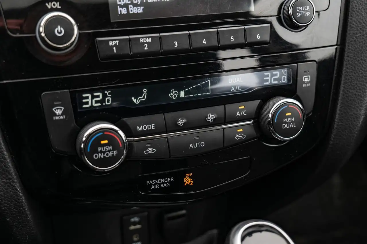 Nissan Qashqai снимка Nissan Qashqai