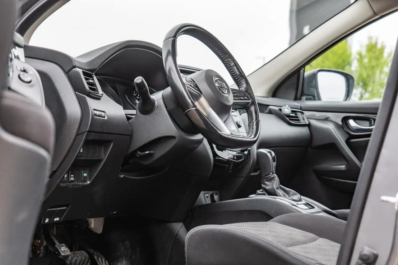 Nissan Qashqai снимка Nissan Qashqai