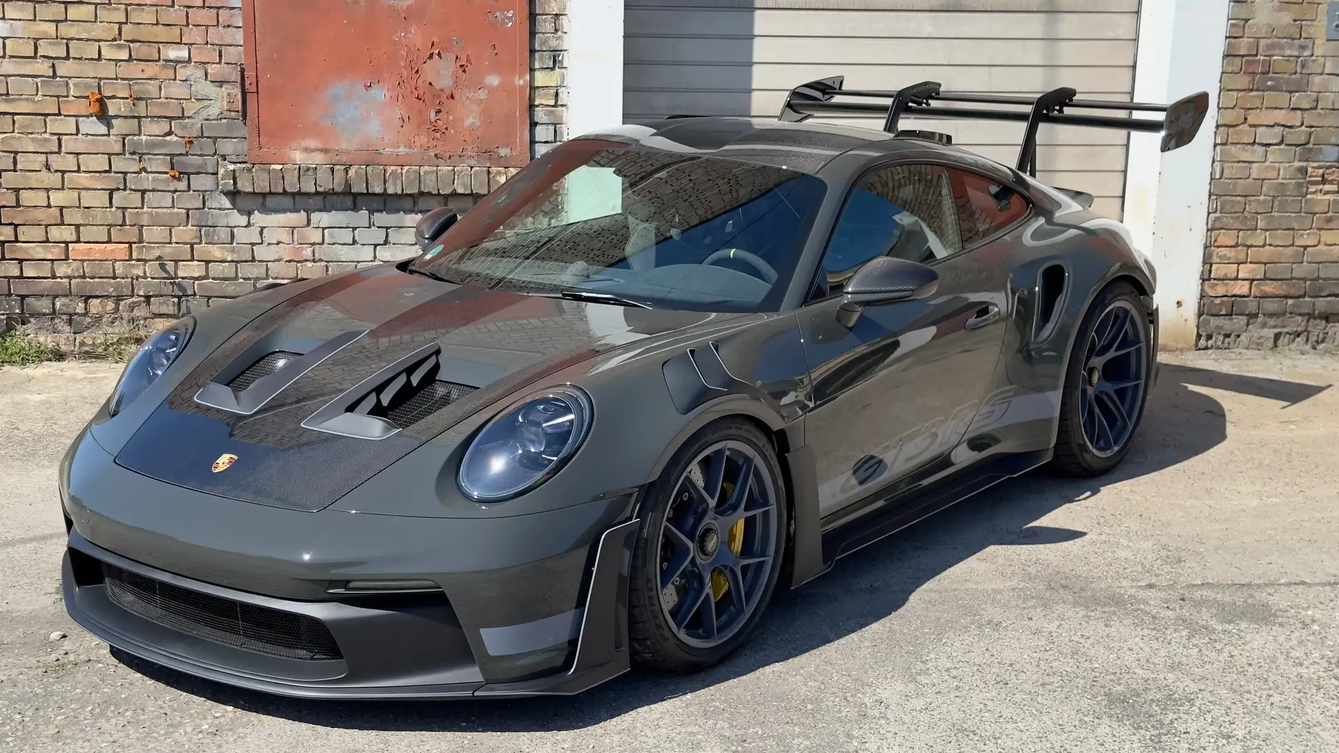 Porsche 992 GT3 RS Sonderwunsch Individual Grigio - 1