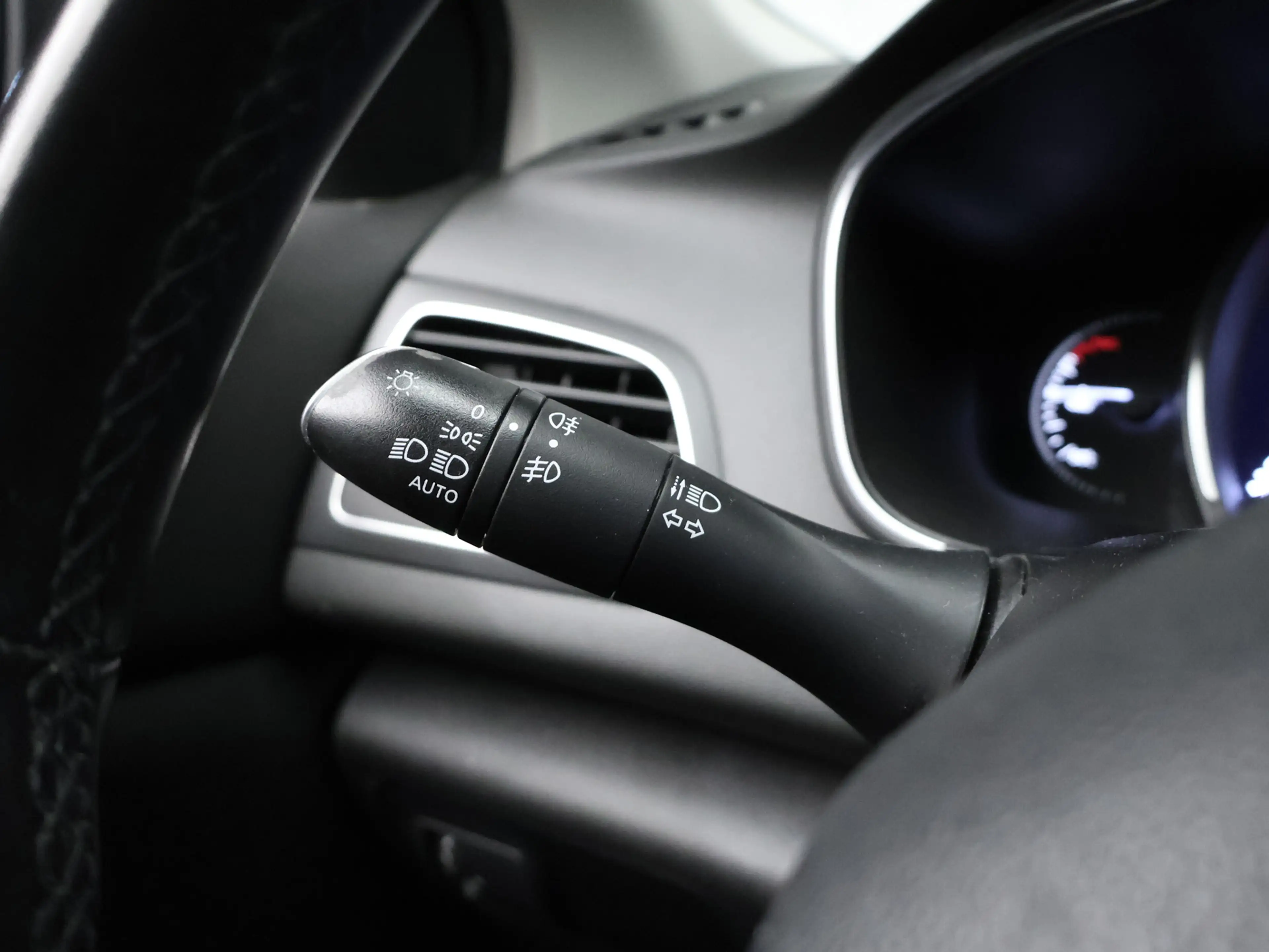 Renault Megane Estate 1.3 TCe Bose (SCHUIFDAK,APPLE CARPLAY,NAVI, — photo 9