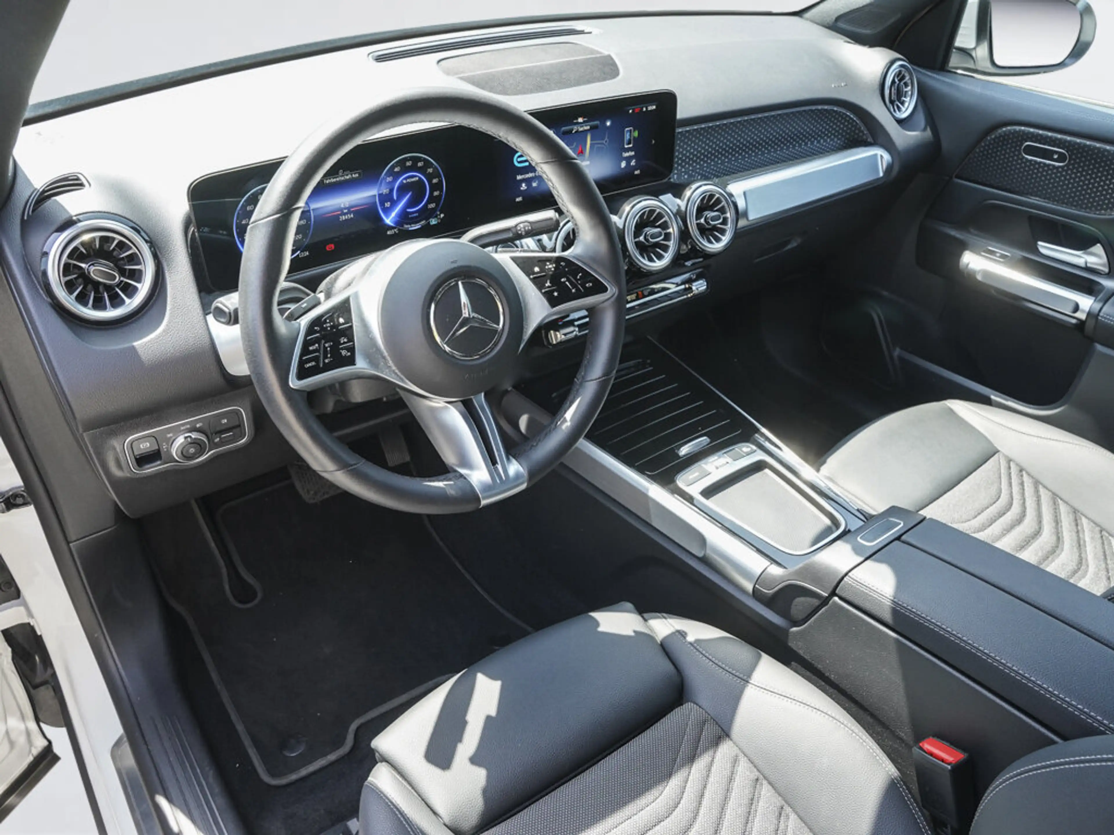 Mercedes-Benz EQB 250 EQB 250+ PROGRESSIVE DISTRONIC AHK KAMERA WINTER — photo 7