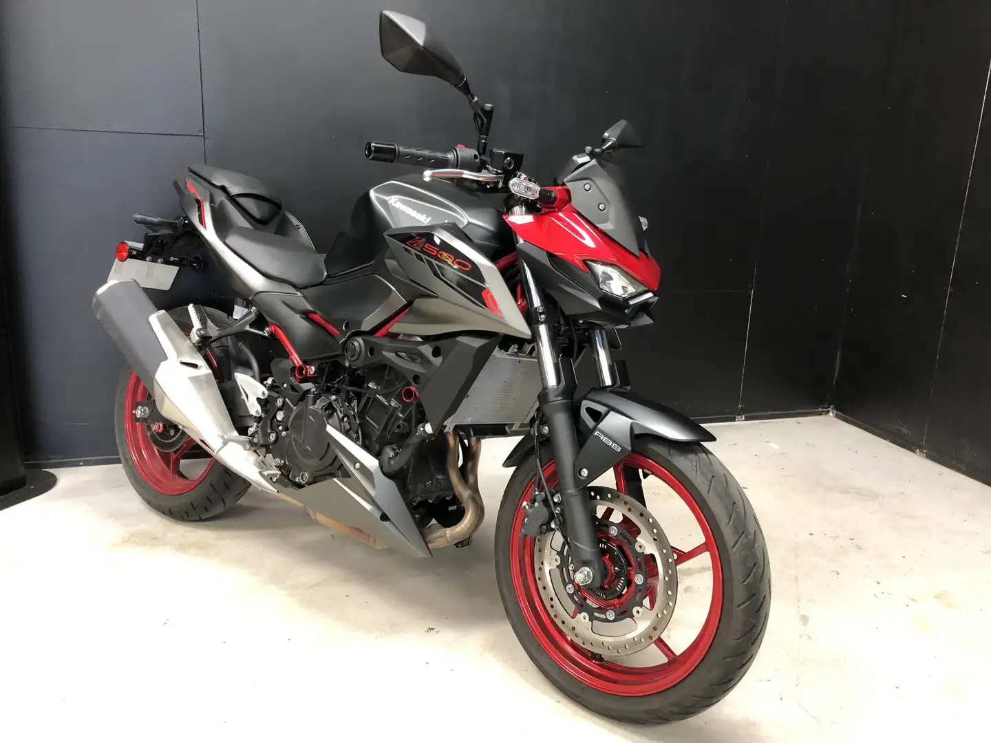 Kawasaki Z 500 SE Rood - 1