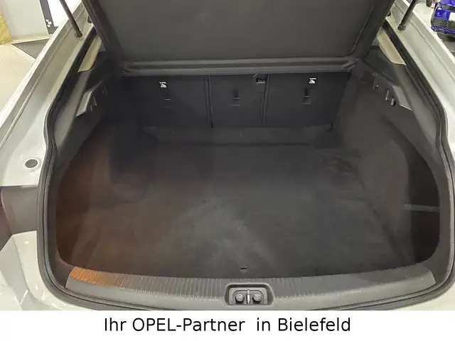 Opel Insignia view 17