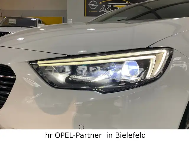 Opel Insignia view 8