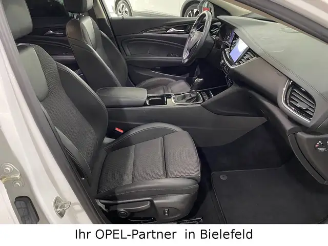 Opel Insignia view 13