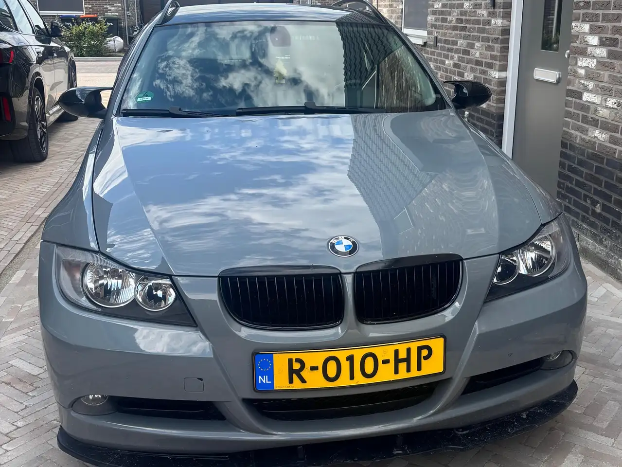 BMW 330