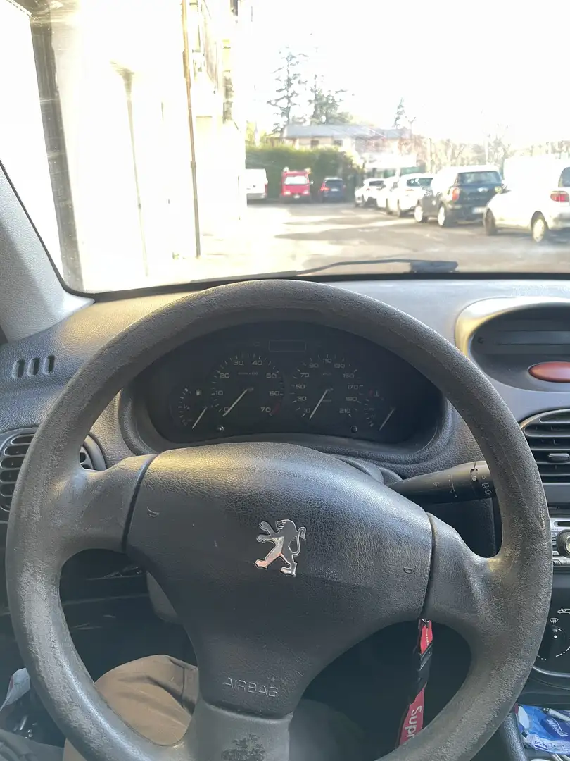 Peugeot 206 3p 1.1 XR c/abs - 1
