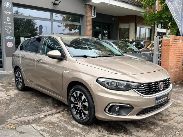 Fiat Tipo view 6