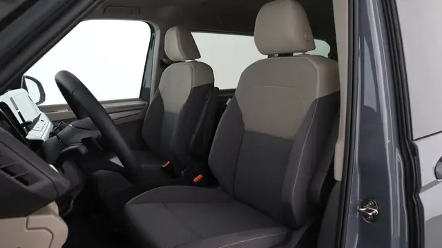 Volkswagen T7 Multivan VW T7 Multivan Edition TDI Ansicht 9