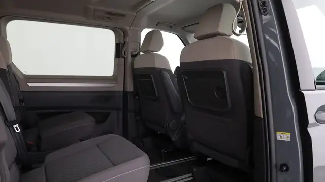 Volkswagen T7 Multivan VW T7 Multivan Edition TDI Ansicht 18