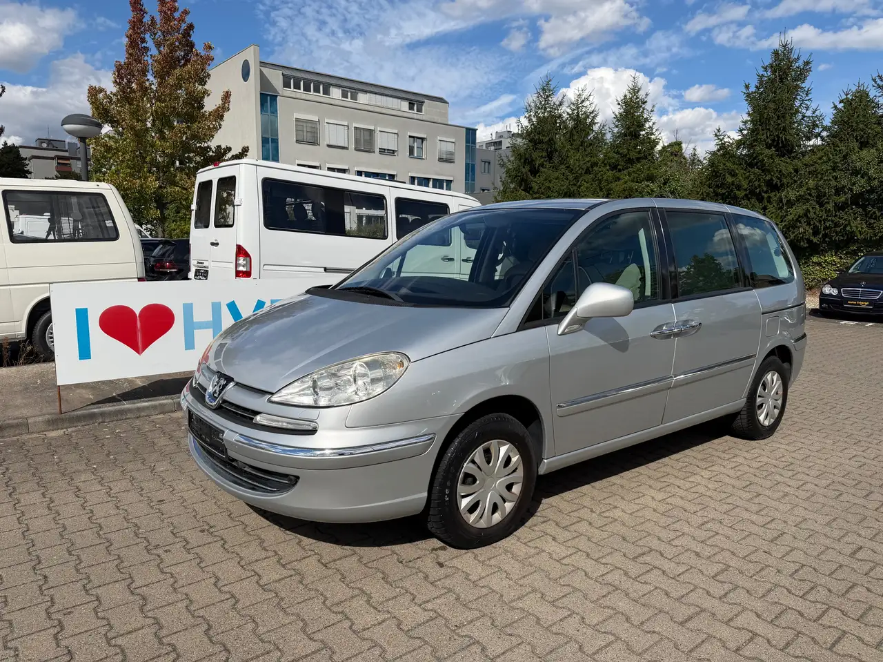 Peugeot 807