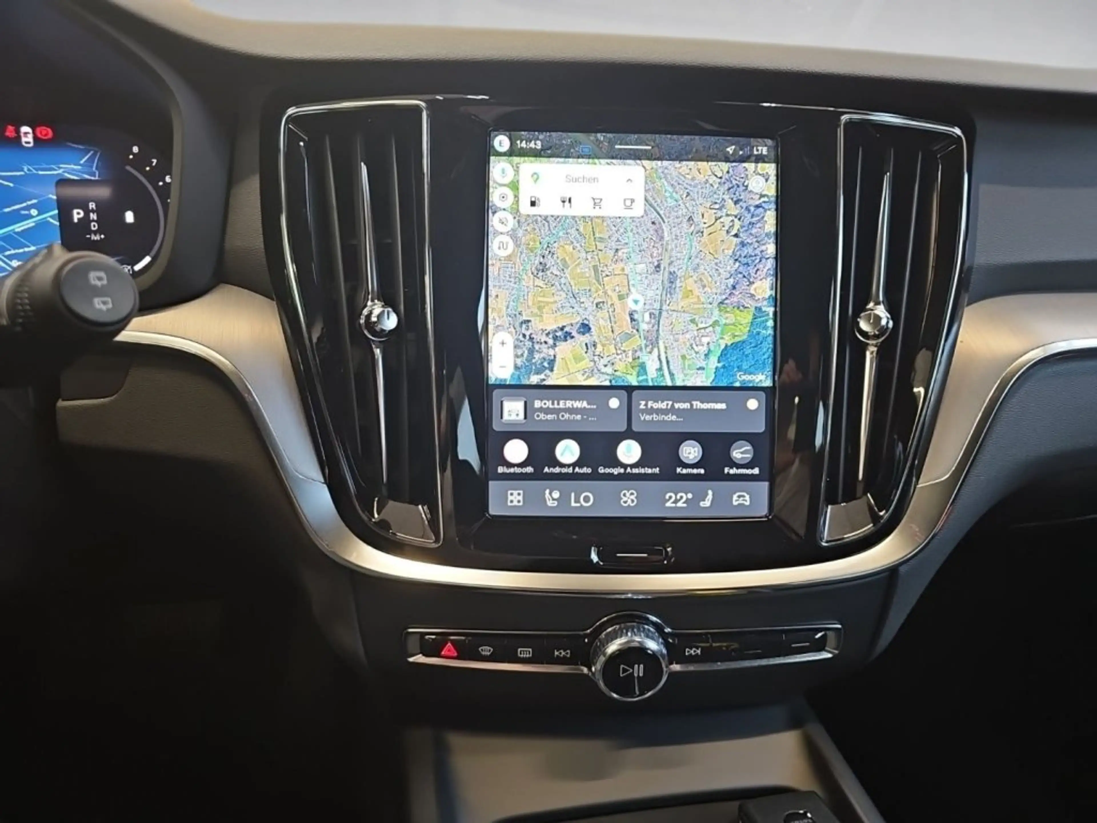 Volvo V60 B4 Core Mild-Hybrid Geartronic — photo 10