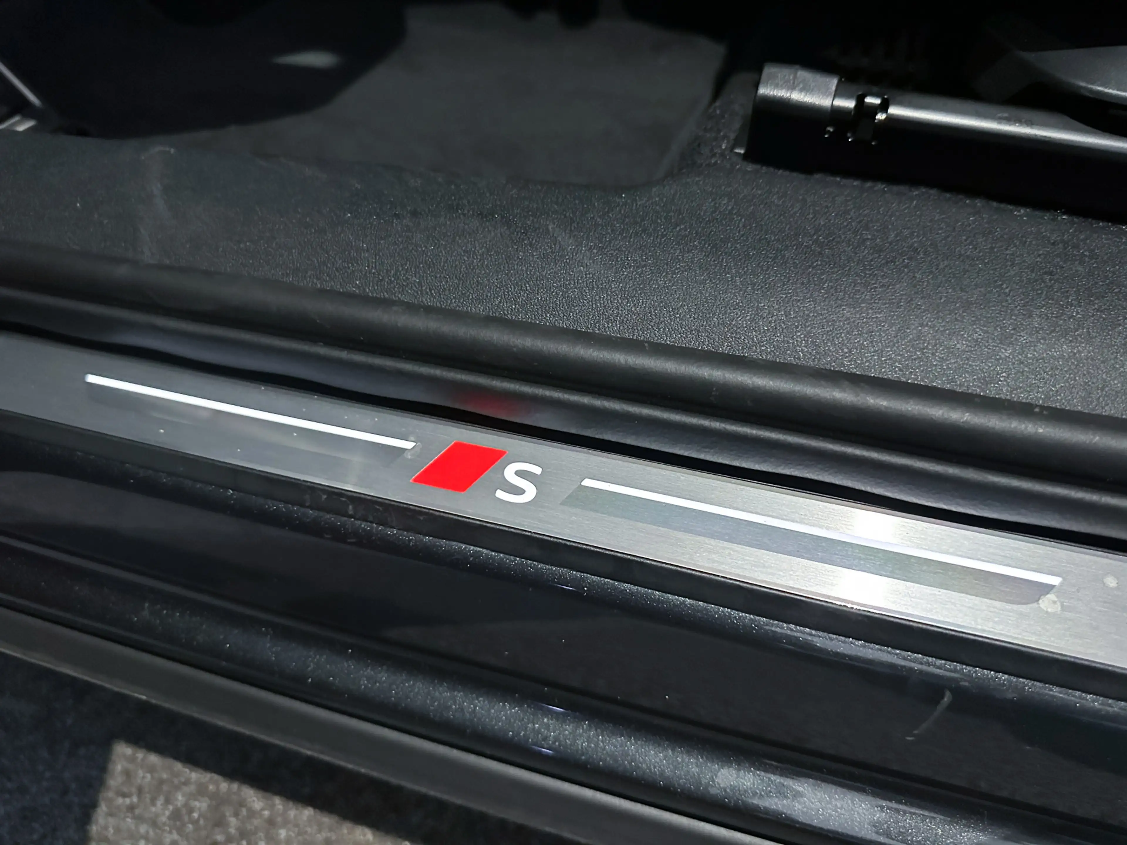 Audi Q3 Sportback 35 TFSI S Edition Competition |Panorama| — photo 44