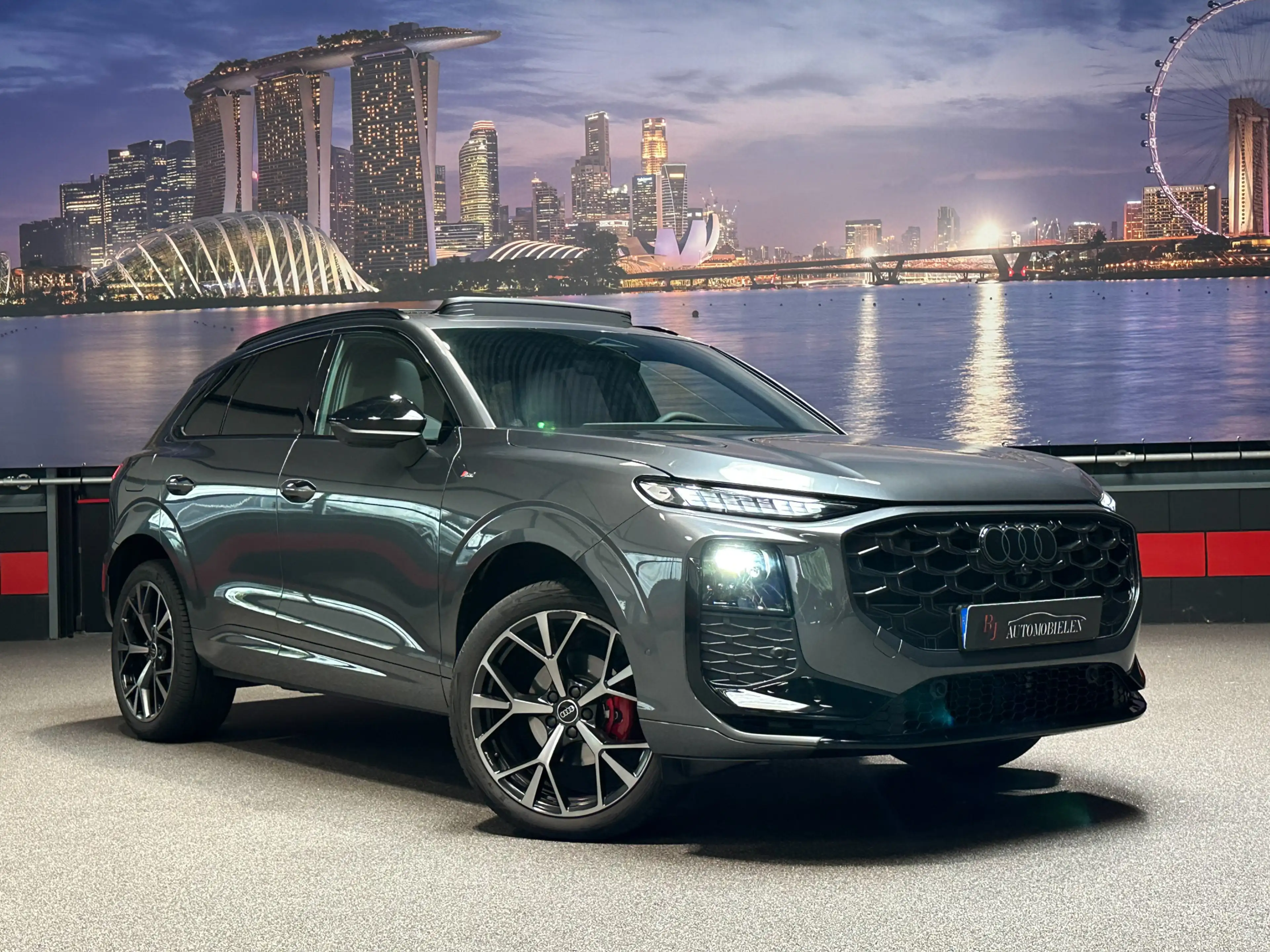 Audi Q3 Sportback 35 TFSI S Edition Competition |Panorama| — photo 3