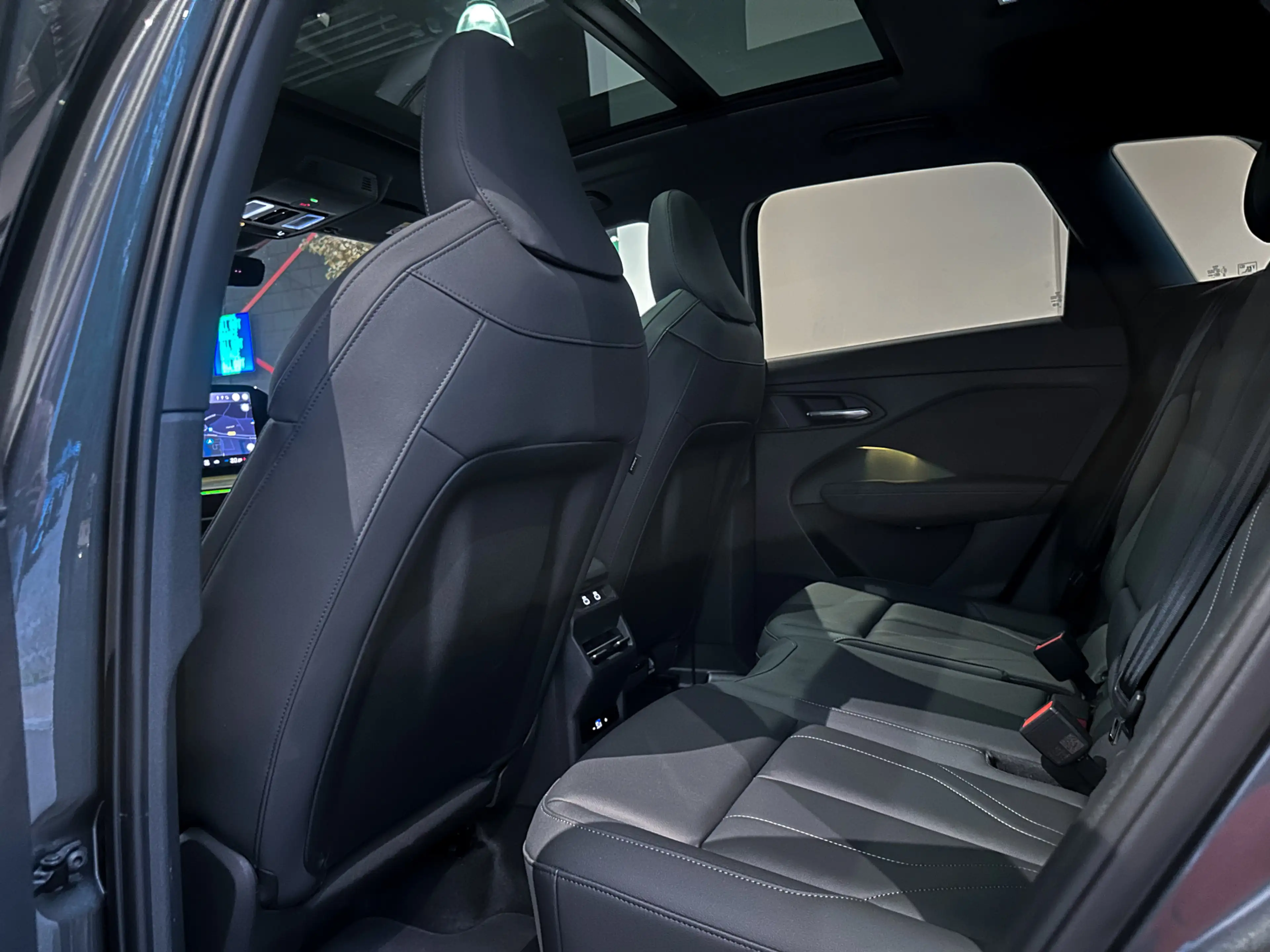 Audi Q3 Sportback 35 TFSI S Edition Competition |Panorama| — photo 42