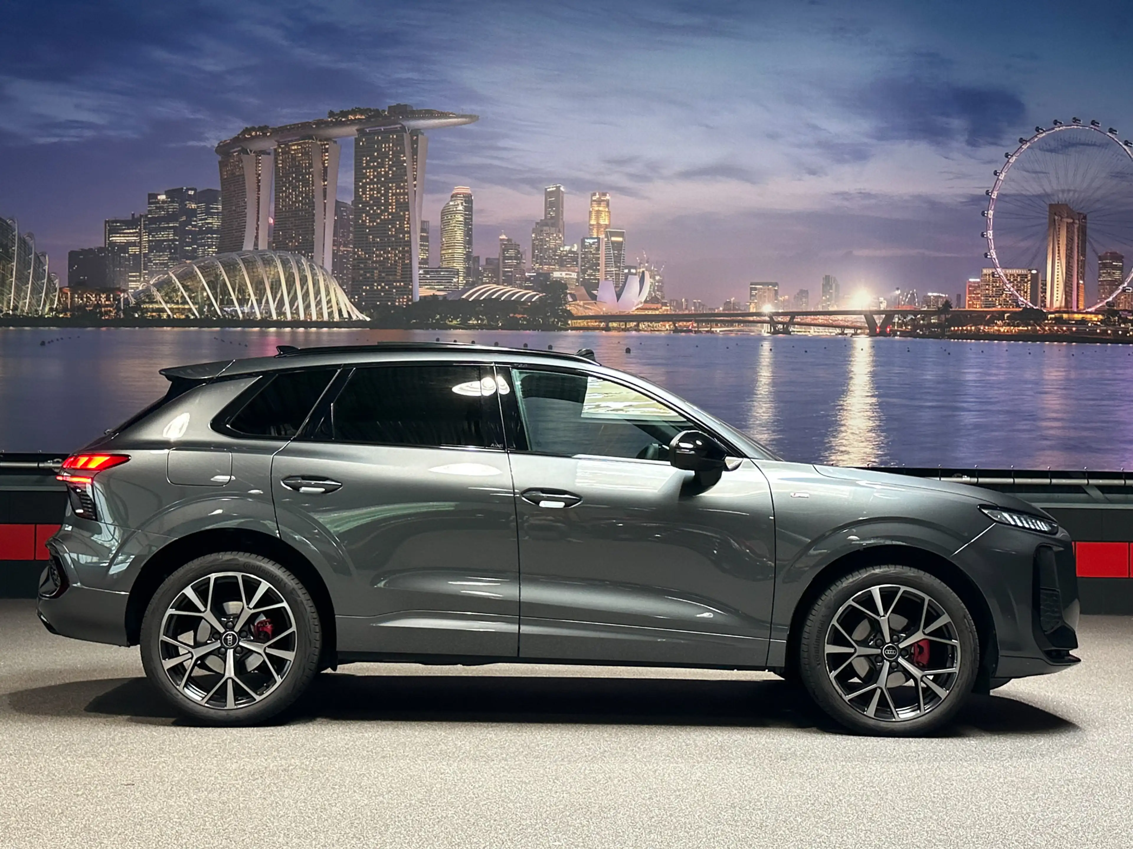 Audi Q3 Sportback 35 TFSI S Edition Competition |Panorama| — photo 4
