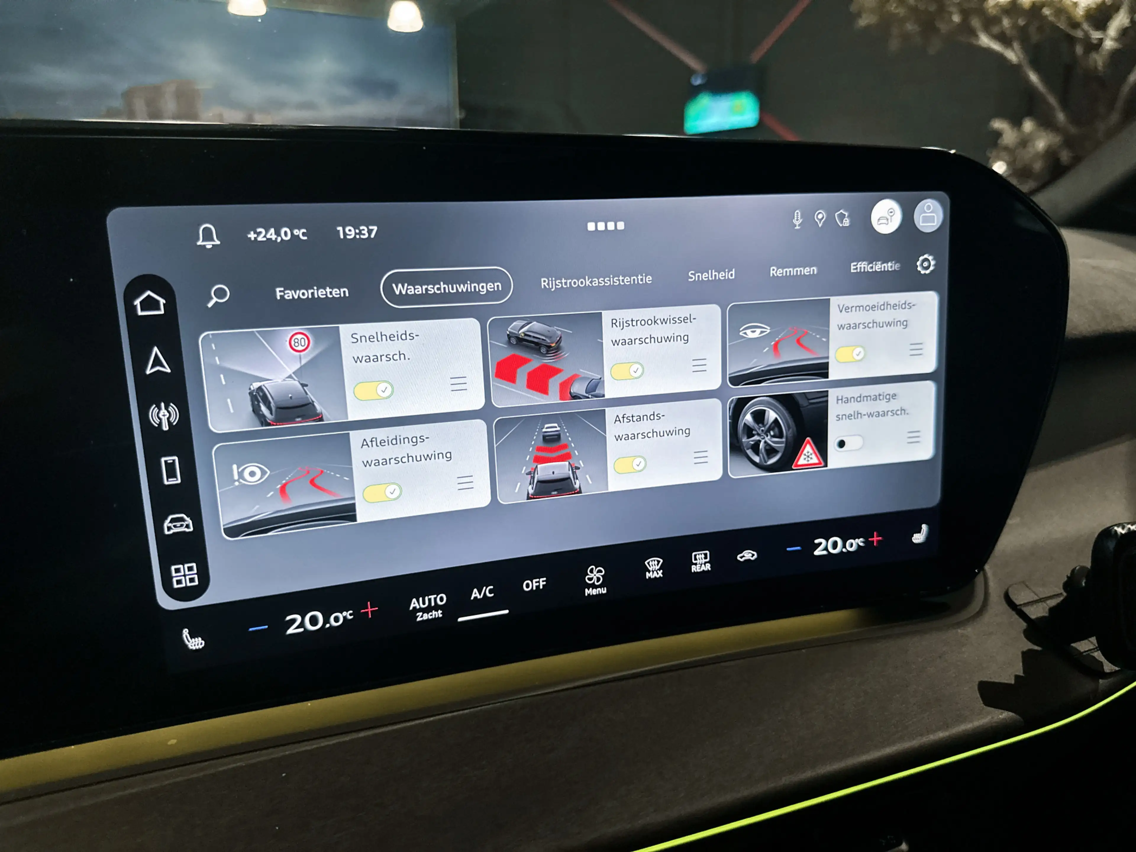 Audi Q3 Sportback 35 TFSI S Edition Competition |Panorama| — photo 26