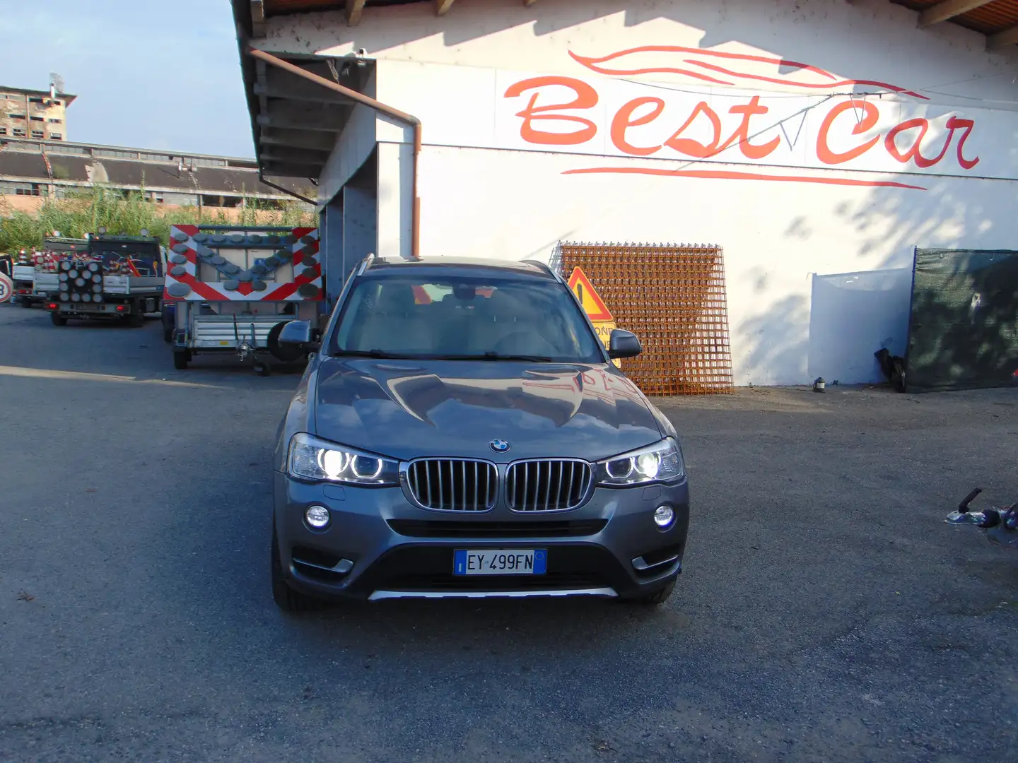 BMW X3 X3 xdrive20d xLine auto Grijs - 1