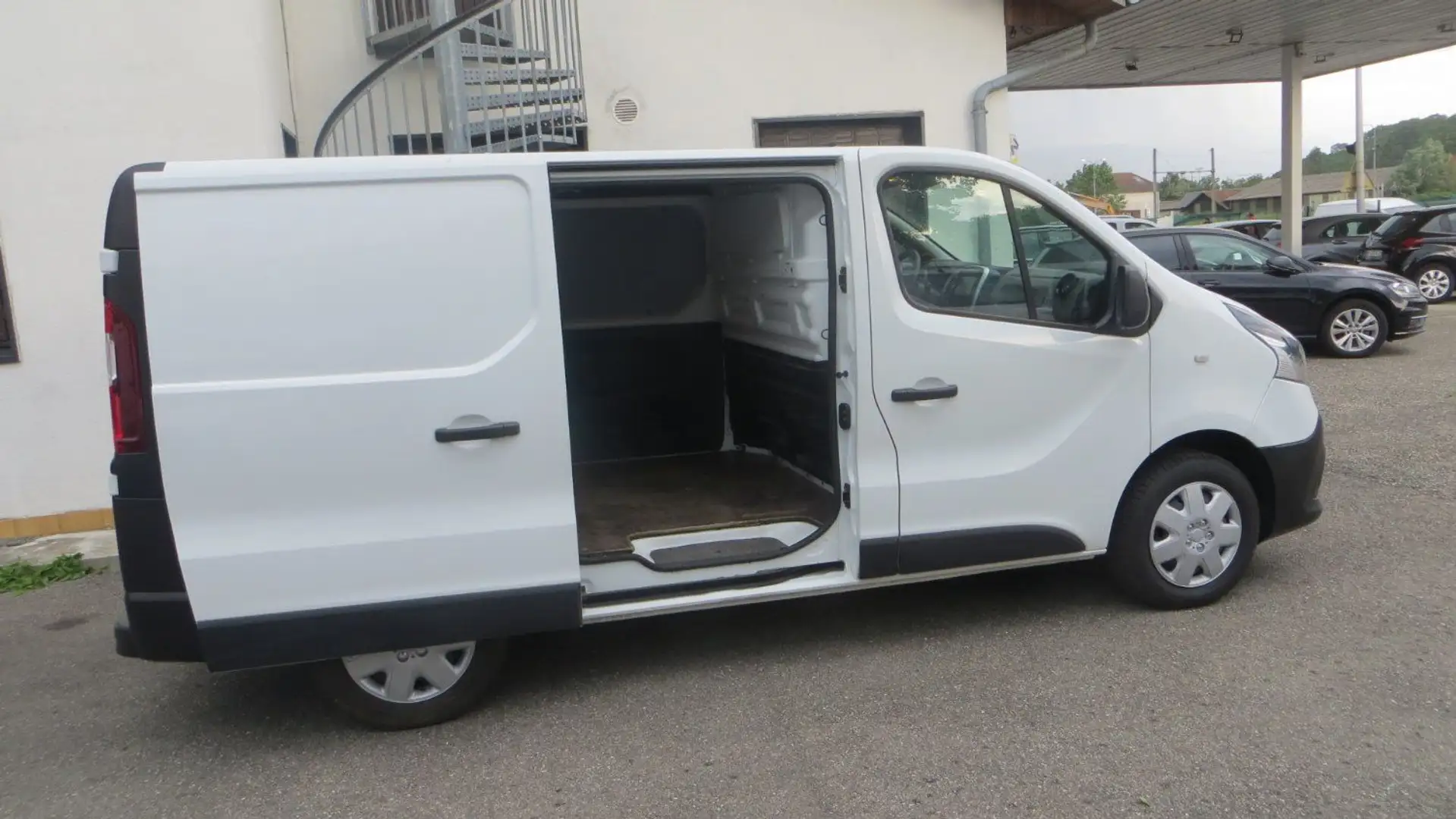 Renault Trafic 29, 1.6 Dci 125cv L2H1 Long , 3 Places.14166€ HT Blanco - 1