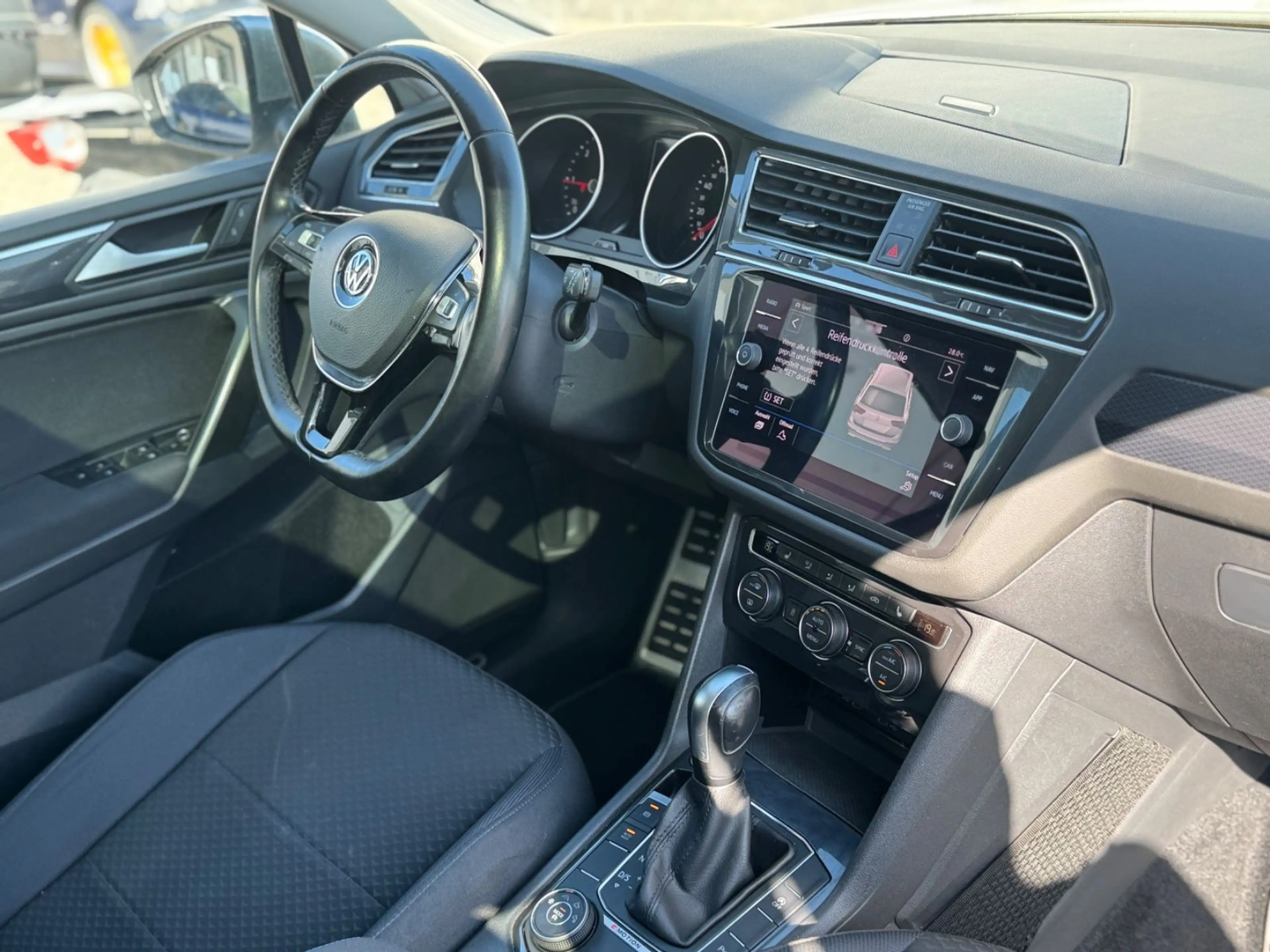 Volkswagen Tiguan Allspace United 4Motion*Panoramadach — photo 11