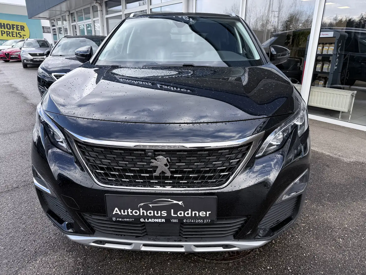 Peugeot 3008 Allure 1,5 BlueHDi 130 Schwarz - 1