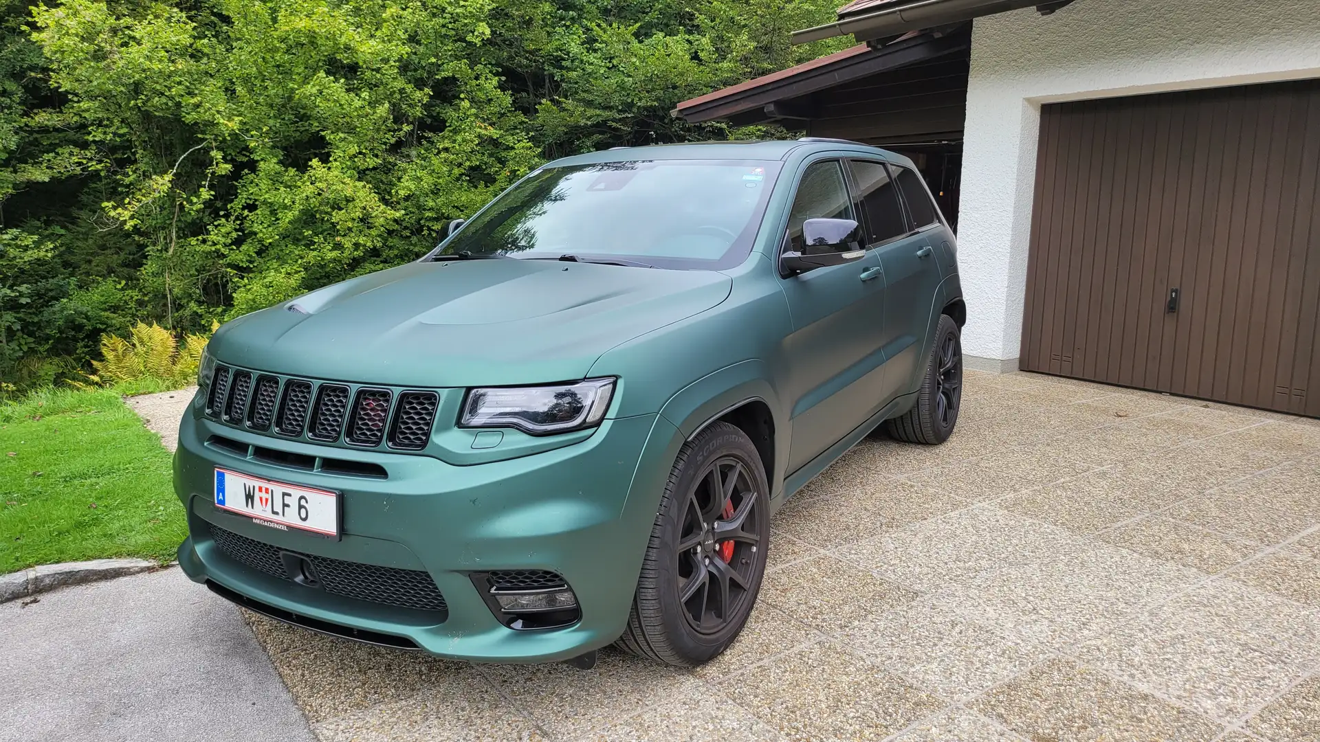 Jeep Grand Cherokee Grand Cherokee 6,4 V8 HEMI SRT SRT Grün - 1