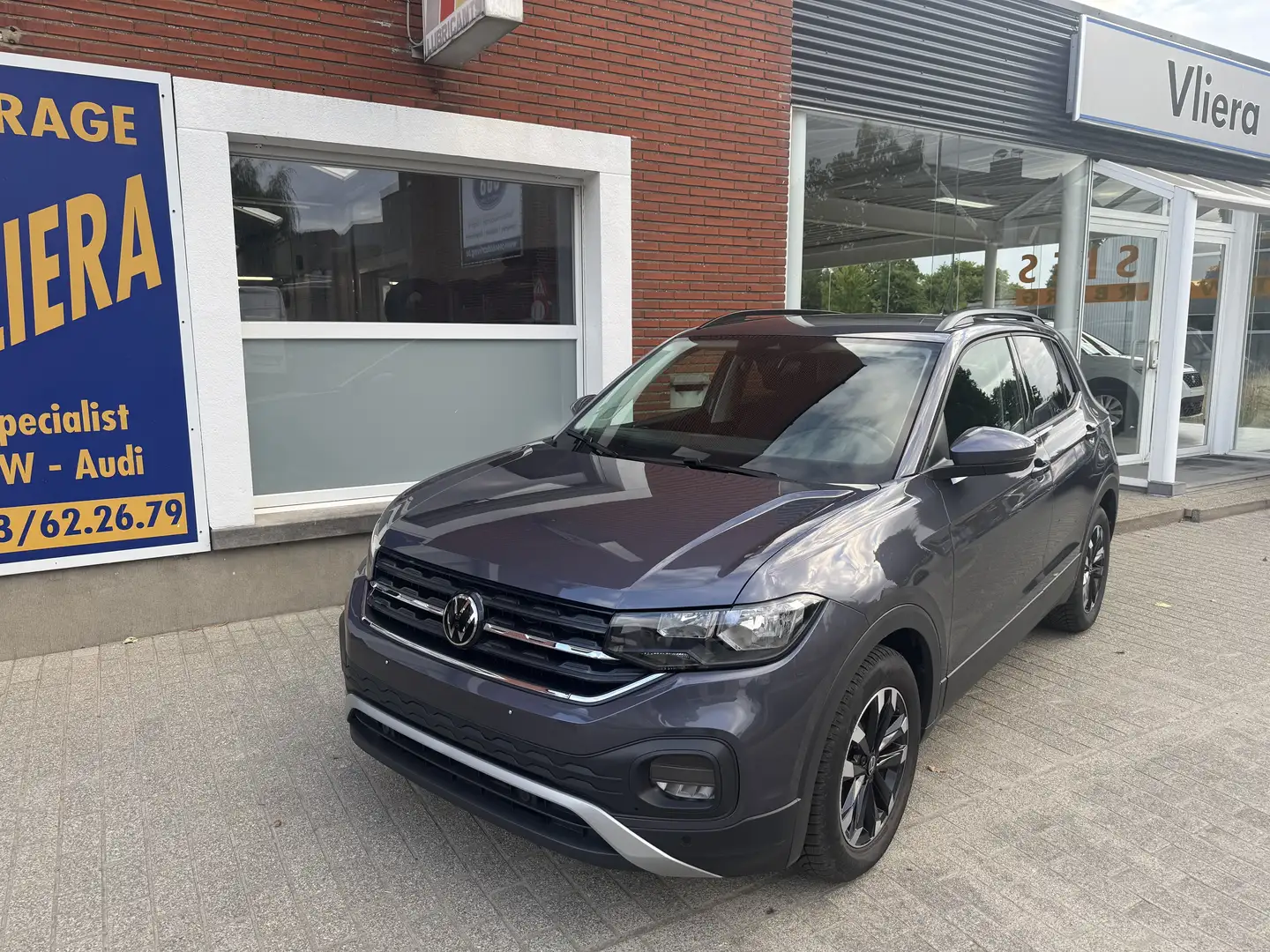 Volkswagen T-Cross T-Cross 1.0 TSI 95 Pk Life Business Grijs - 1