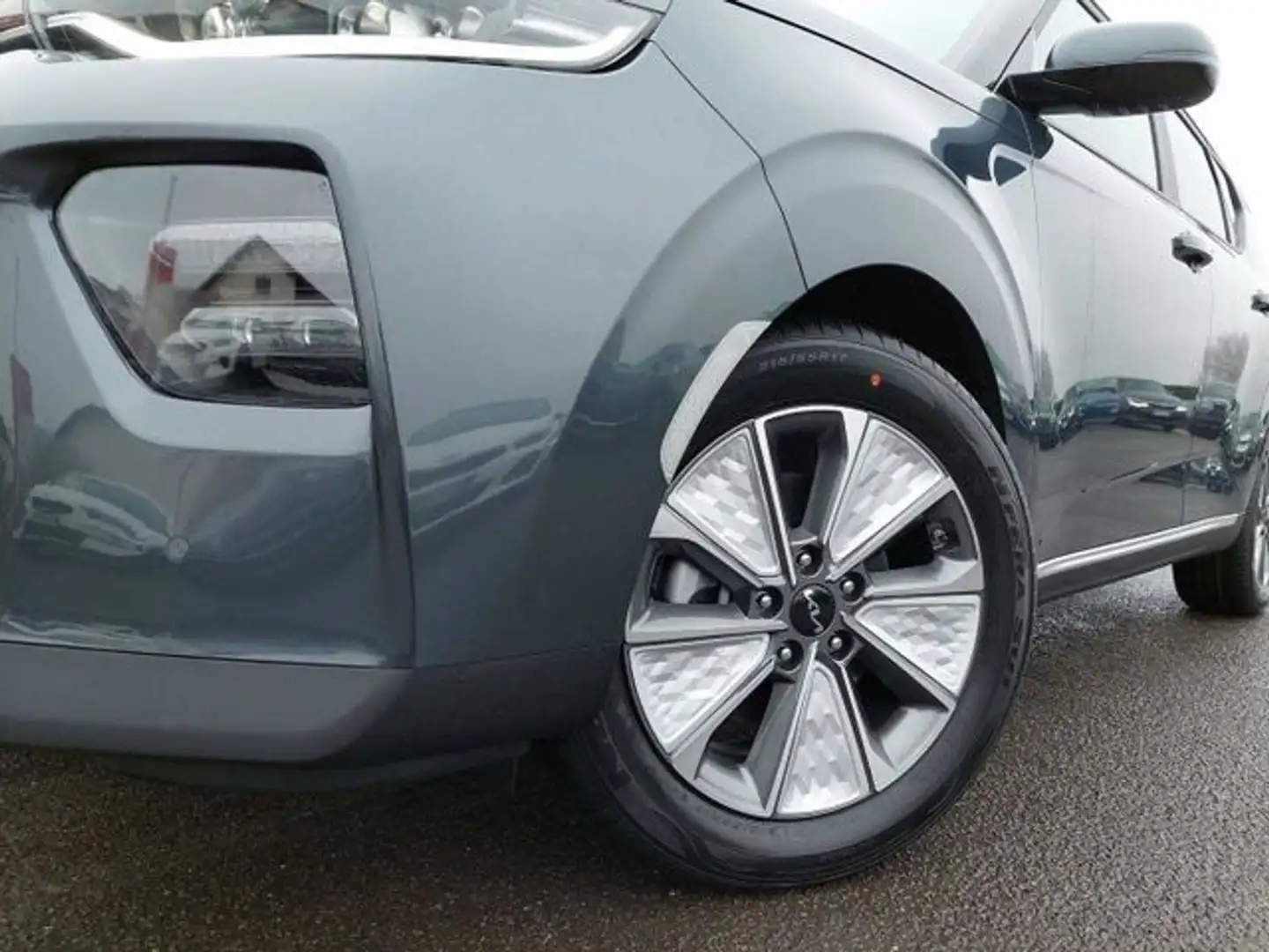 Kia Soul 64 kWh Spirit Leder Navi Apps Wärmepumpe Grau - 2