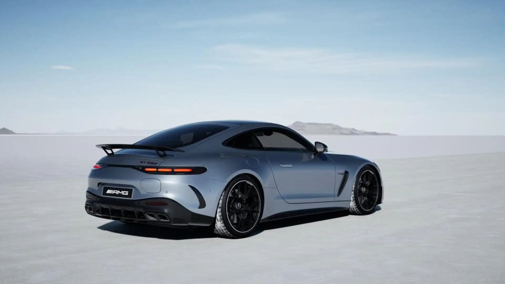 Mercedes-Benz AMG GT 63 SE Performance Manufaktur Silber - 2