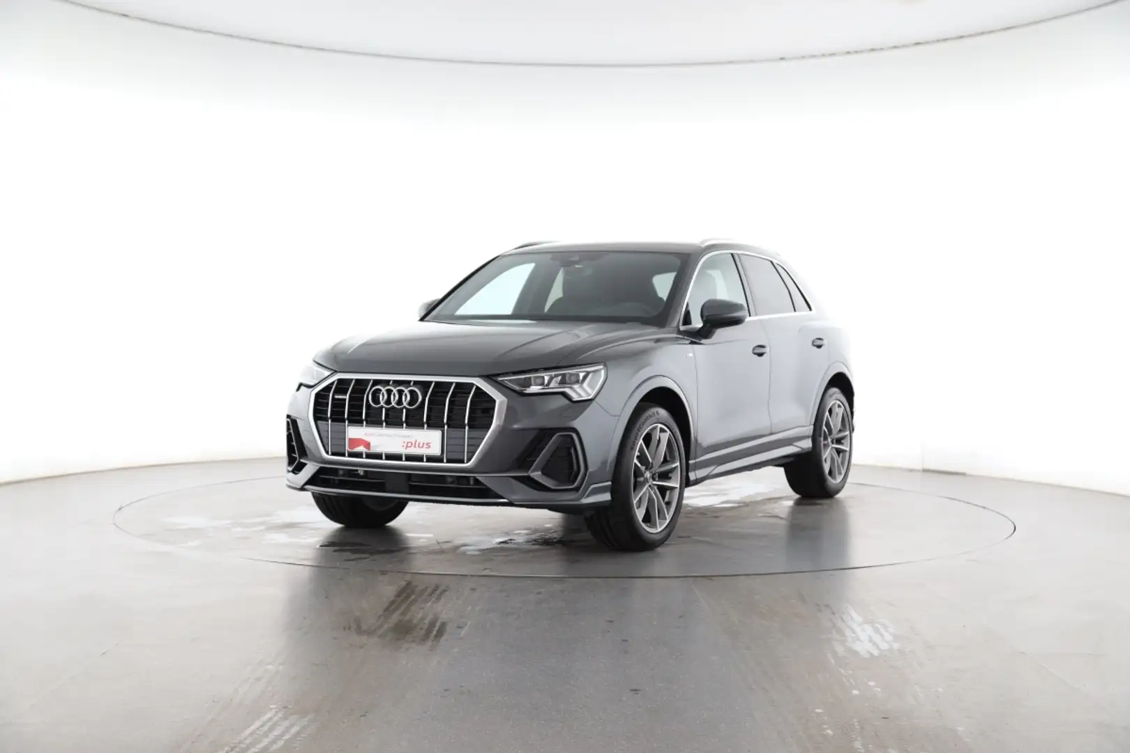 Audi Q3 40 TFSI quattro S line Grau - 2