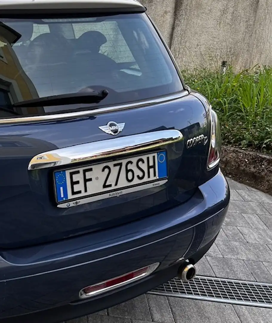 MINI Cooper D due volumi, 82 kw, gasolio, 1,598 cilindrata Bleu - 2