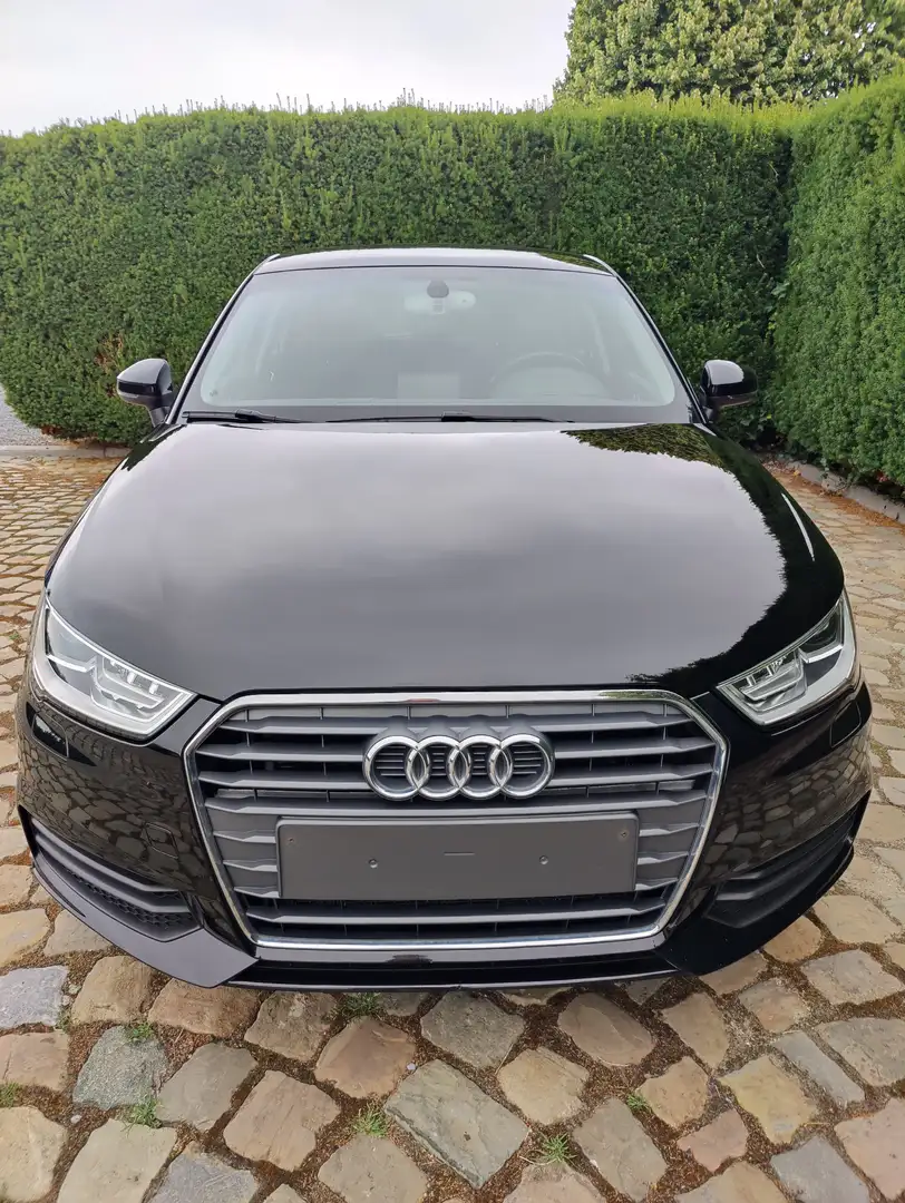Audi A1 A1 1.0 TFSI ultra Sportback S tronic Intense Noir - 2