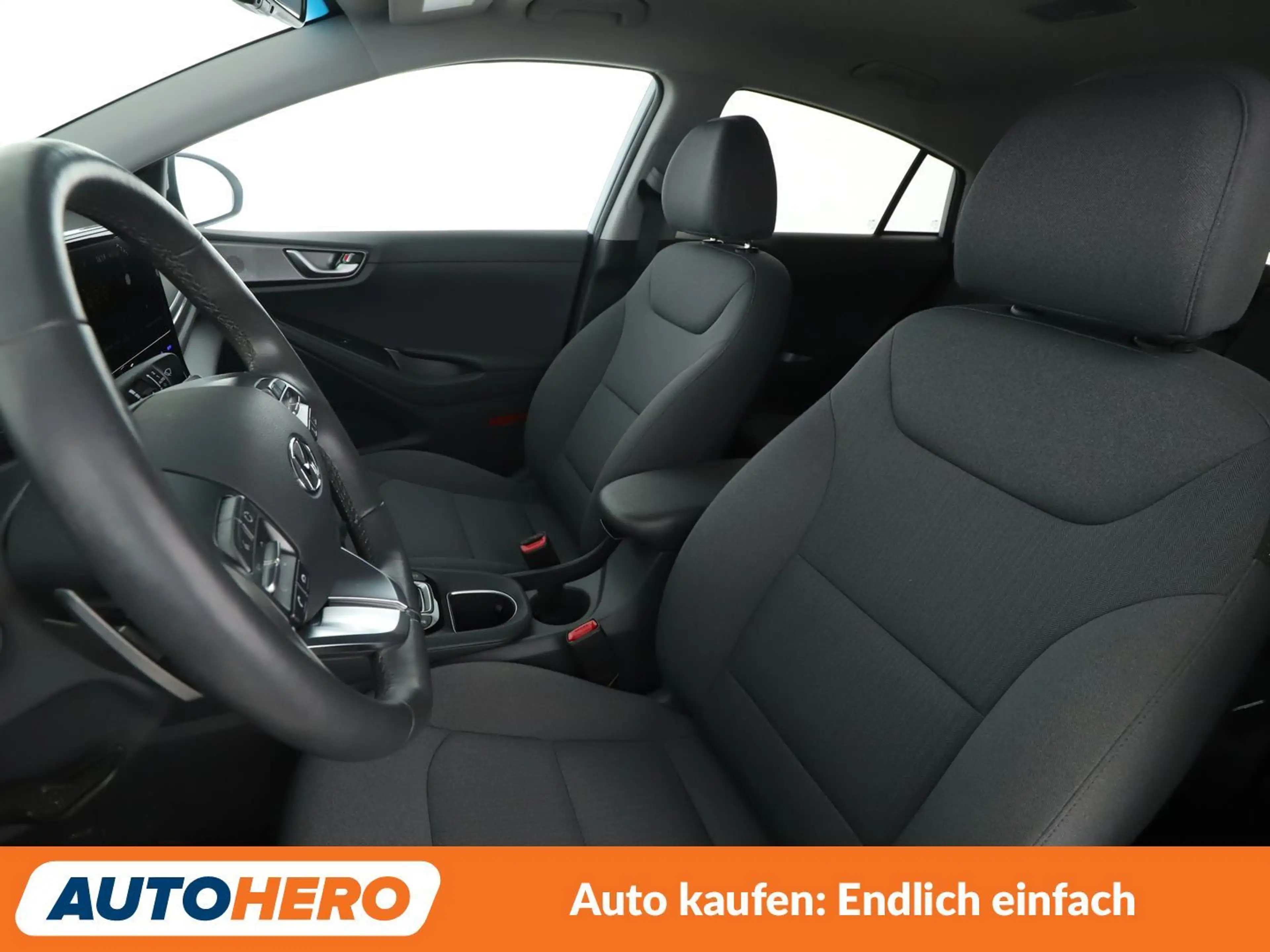 Hyundai IONIQ 1.6 Plug-in Hybrid Style Aut.*NAVI*LED*ACC*CAM*PDC — photo 10