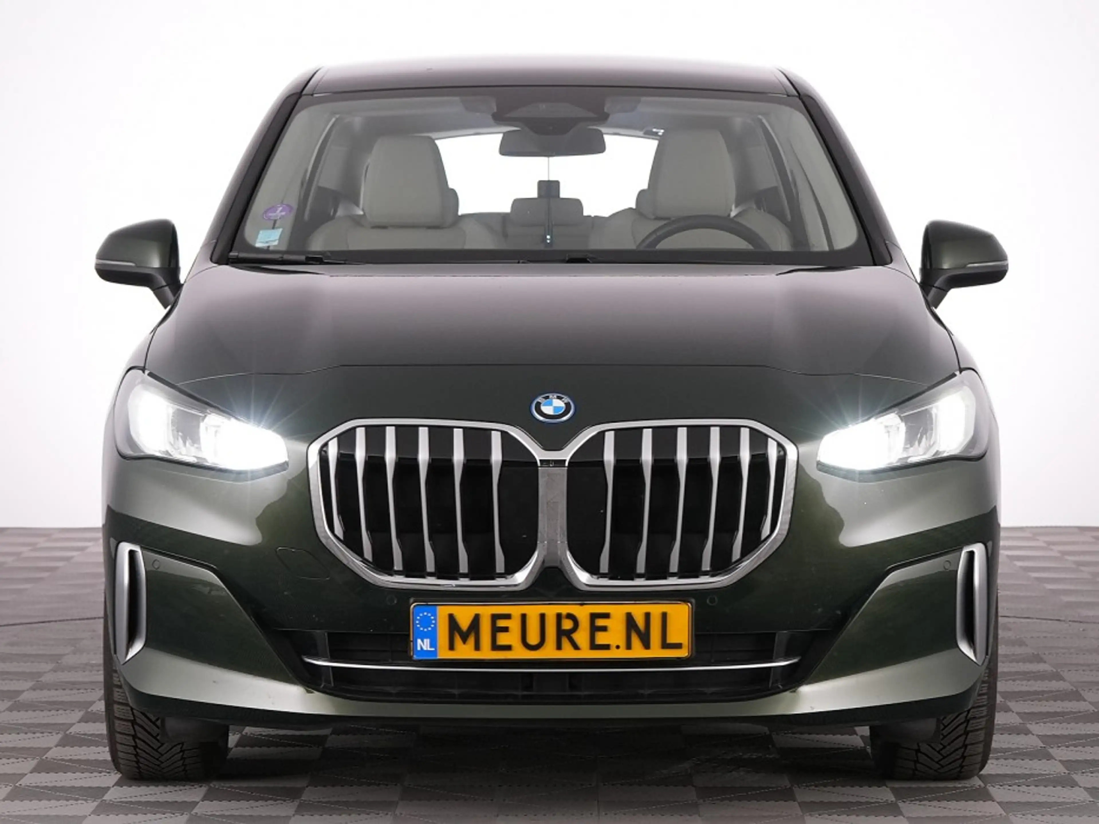 BMW 225 Active Tourer xDrive Luxury Line | LEDER | CAMERA — photo 17