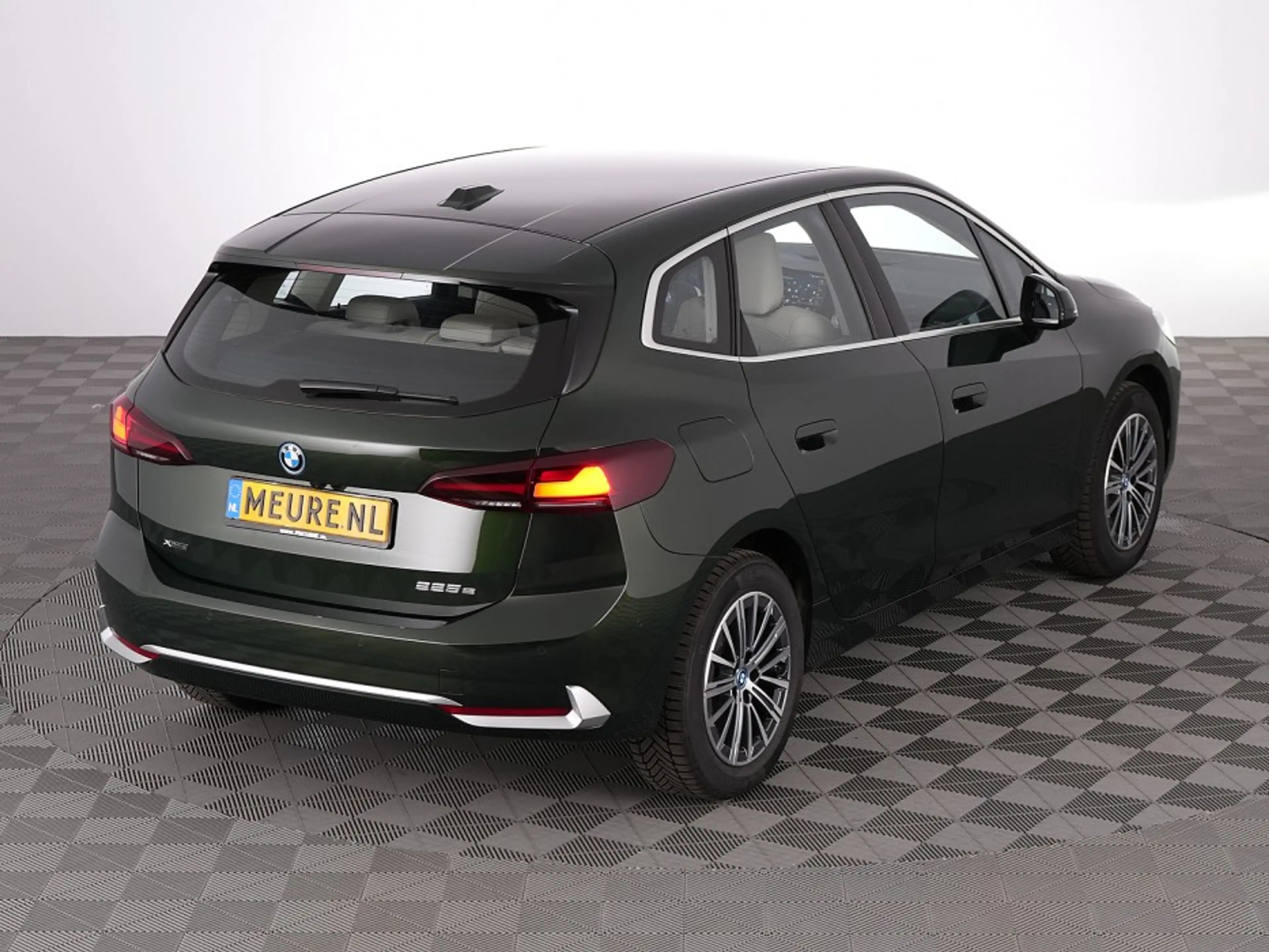 BMW 225 Active Tourer xDrive Luxury Line | LEDER | CAMERA — photo 24