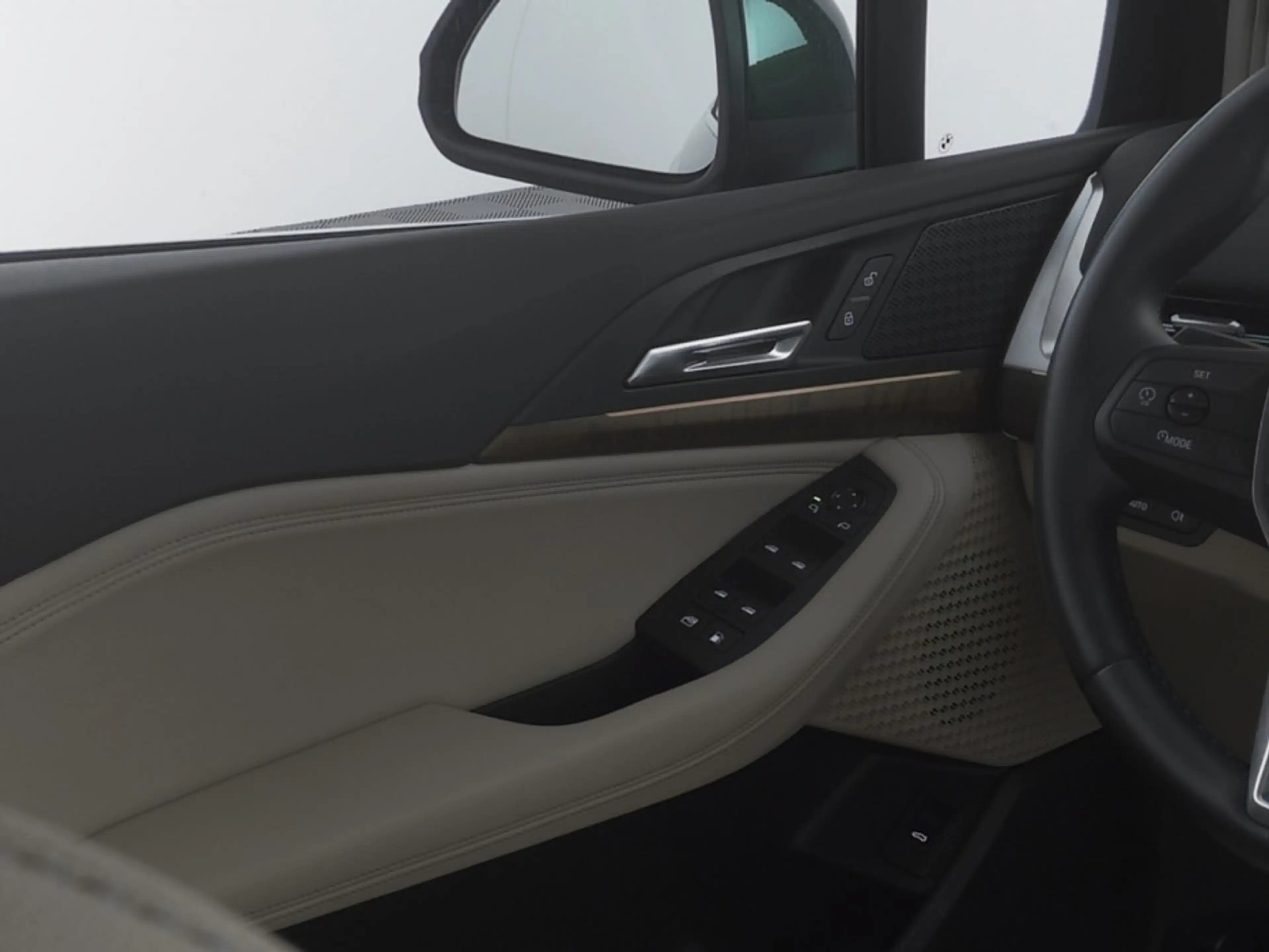 BMW 225 Active Tourer xDrive Luxury Line | LEDER | CAMERA — photo 7