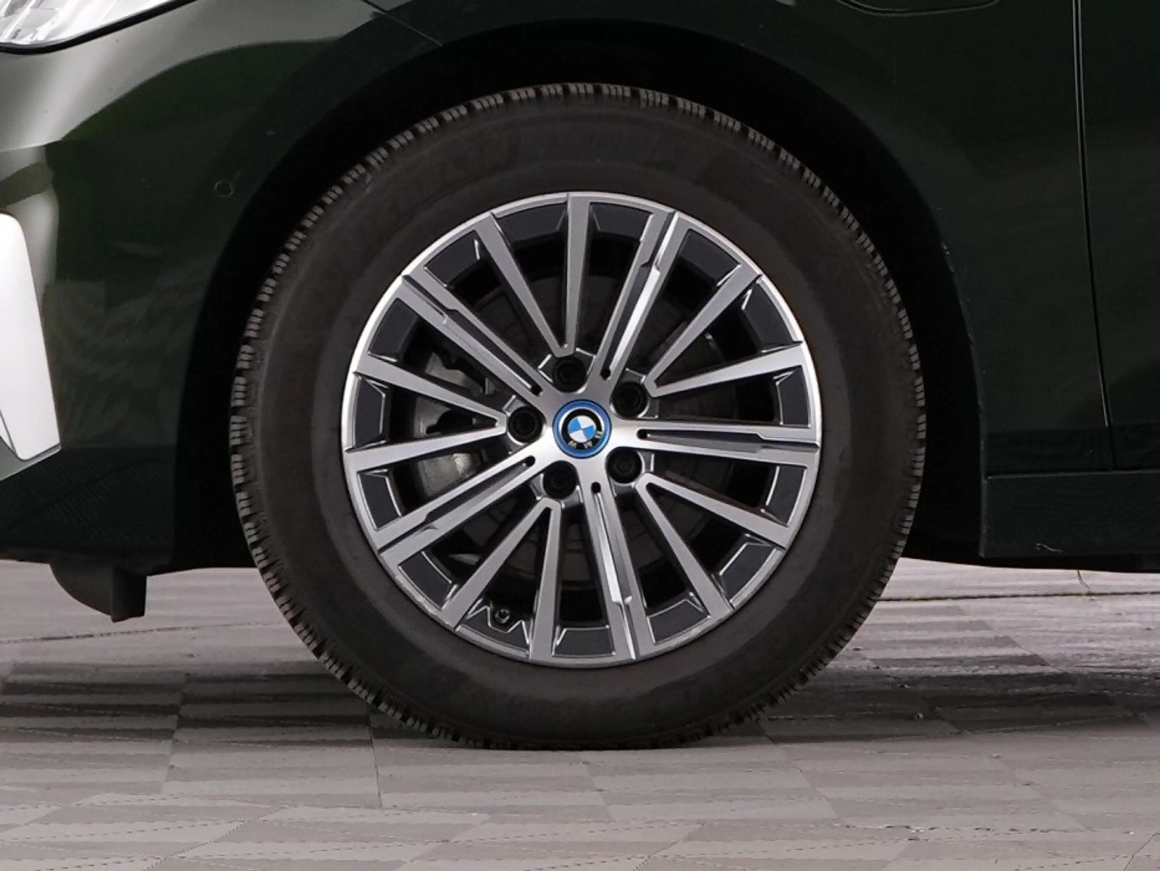 BMW 225 Active Tourer xDrive Luxury Line | LEDER | CAMERA — photo 37