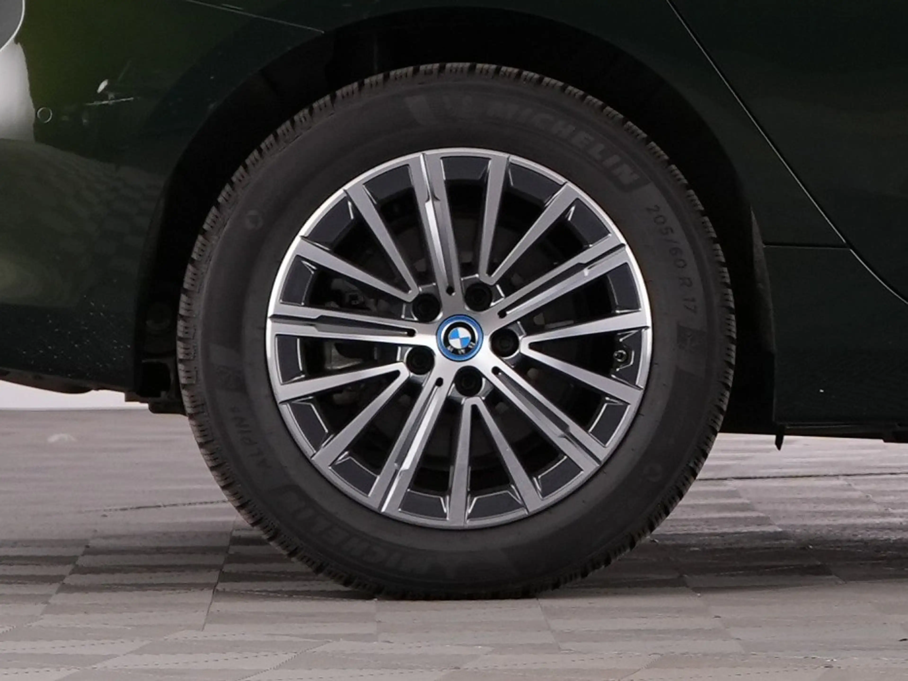 BMW 225 Active Tourer xDrive Luxury Line | LEDER | CAMERA — photo 39
