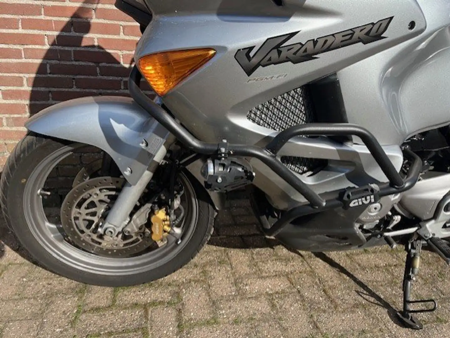 Honda Varadero XL1000VA + ABS Argintiu - 2