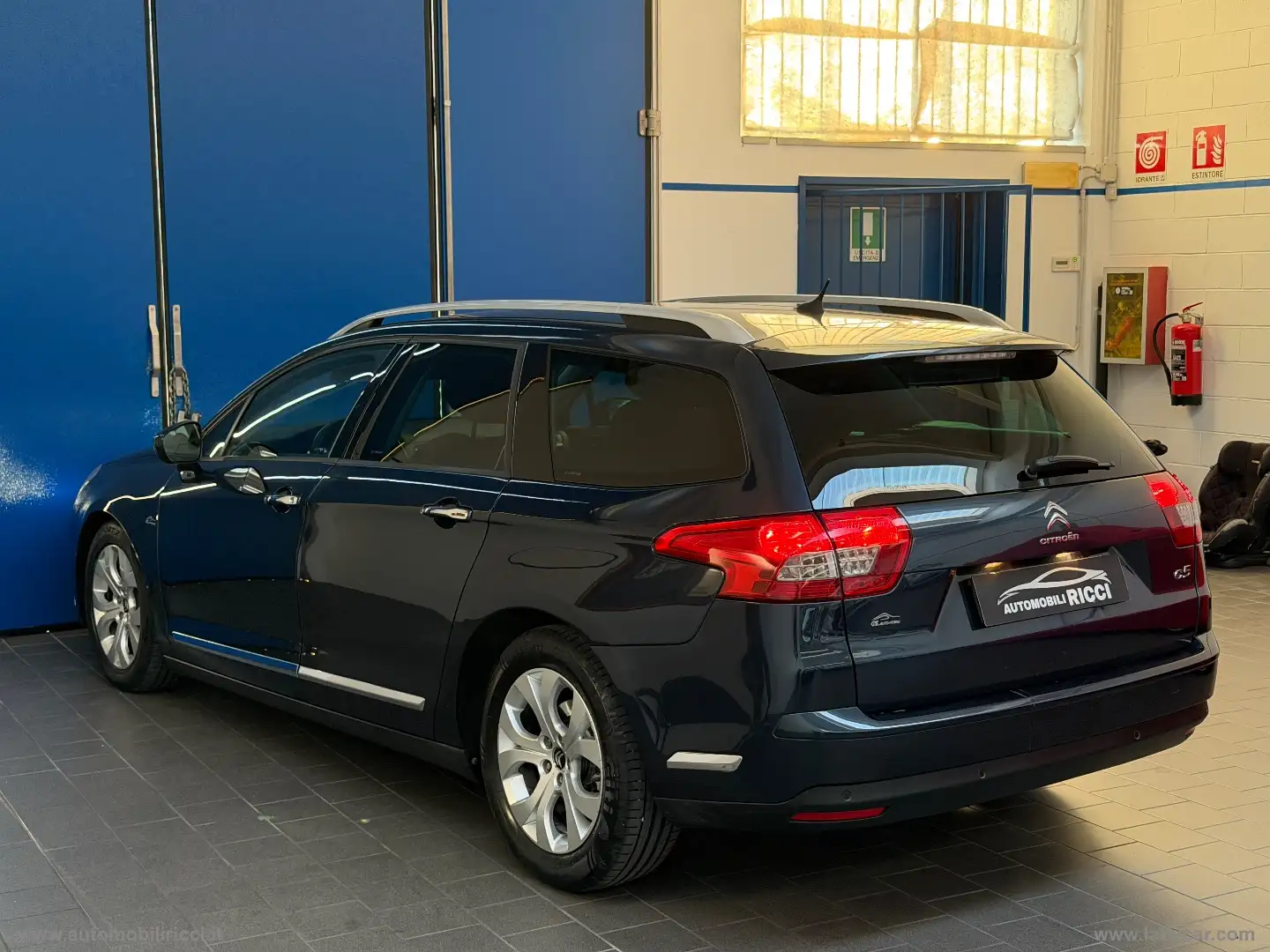 Citroen C5 2.0 HDi 140 Executive Tourer Bleu - 2