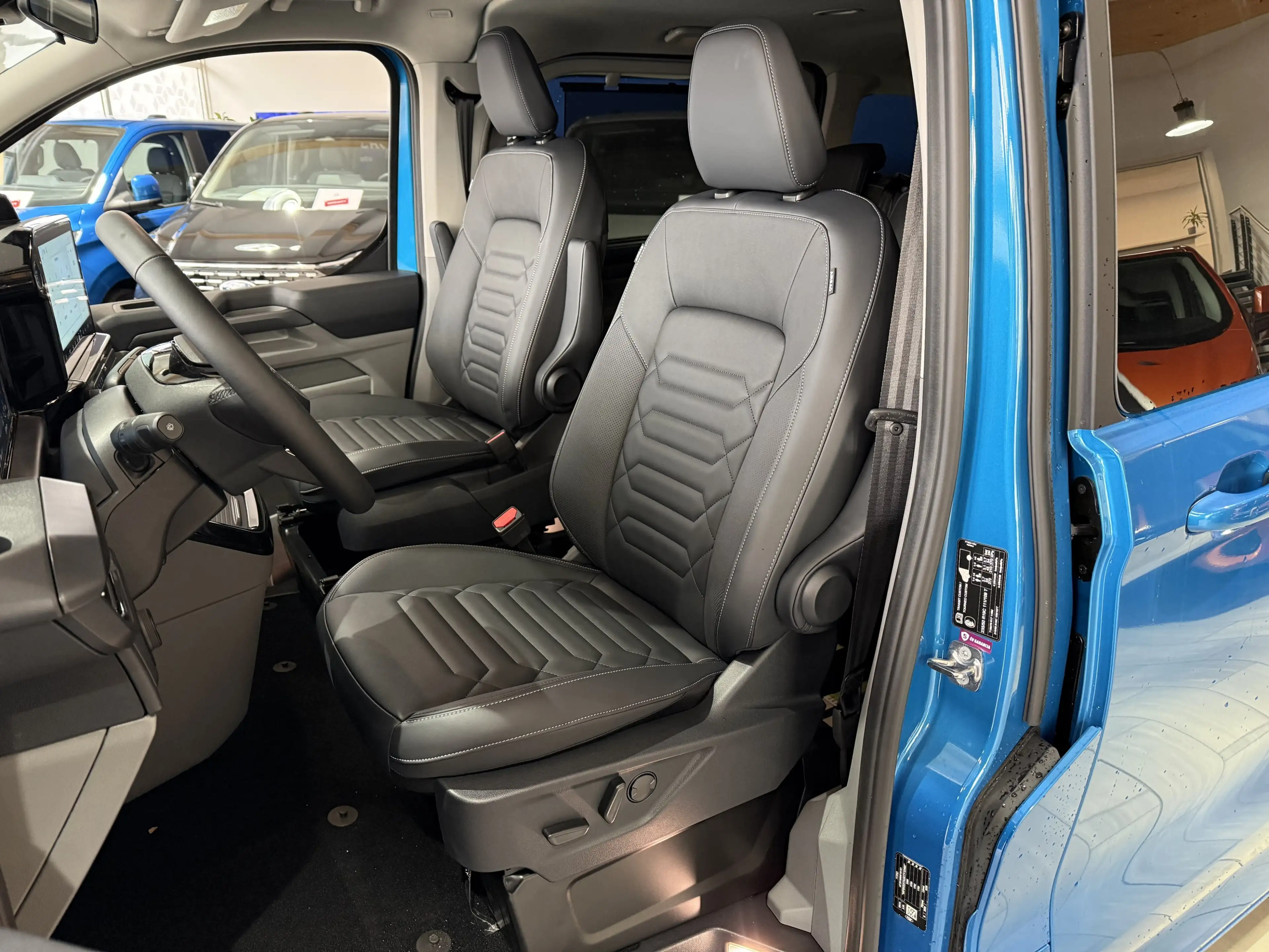 Ford Tourneo Custom Titanium X AWD elek. AHK / B&O / Standheizung — photo 10