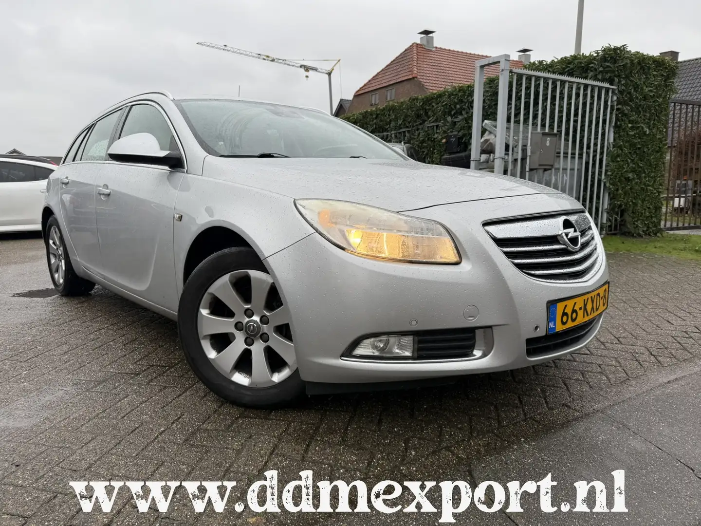 Opel Insignia Sports Tourer 1.6T 180PK EDITION Grijs - 1