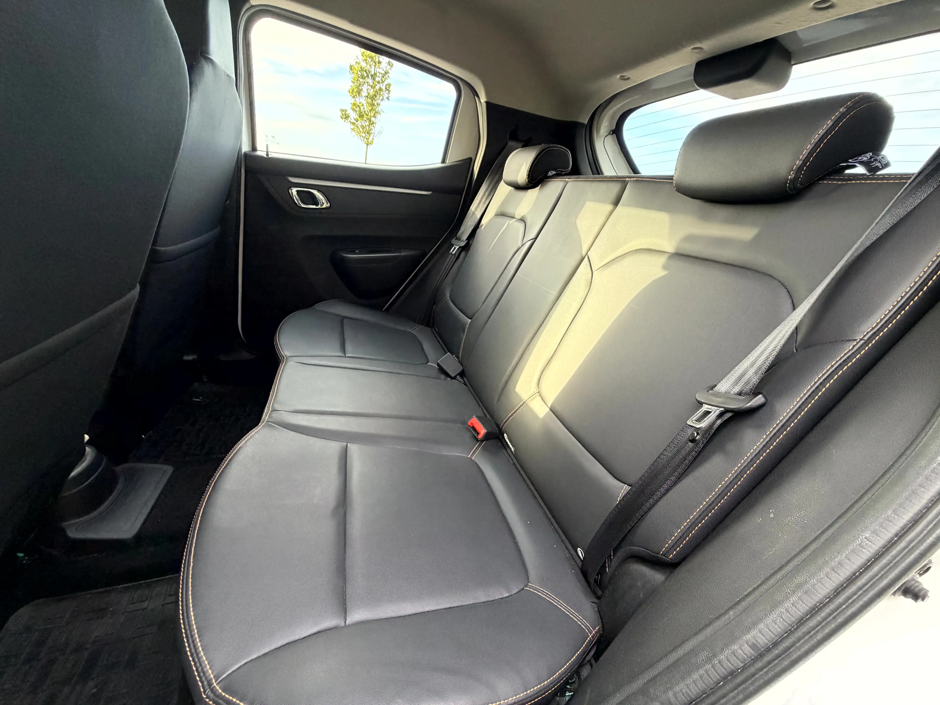 Dacia Spring Comfort Plus 33KW 1.Besitz! — photo 10