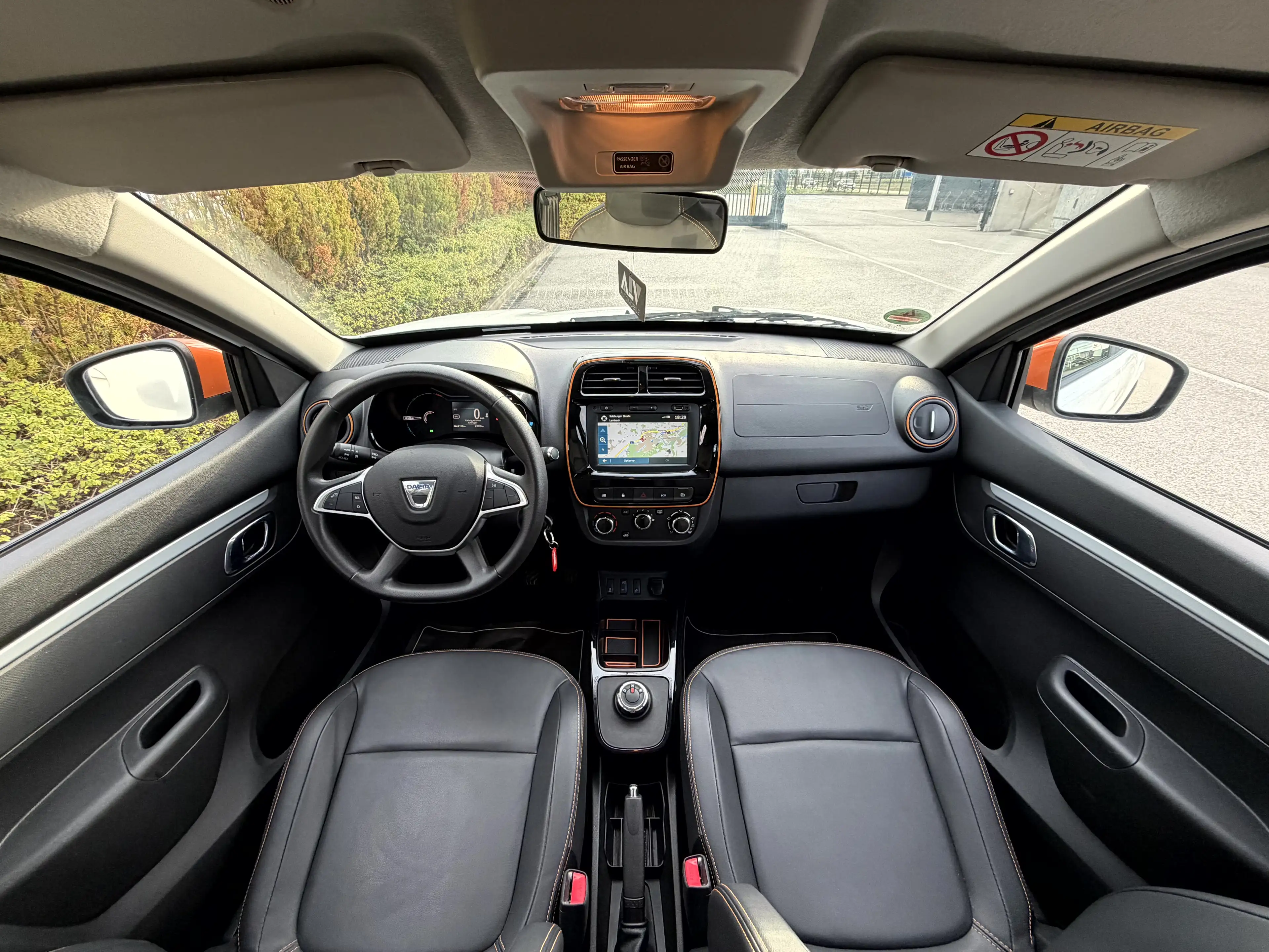 Dacia Spring Comfort Plus 33KW 1.Besitz! — photo 8