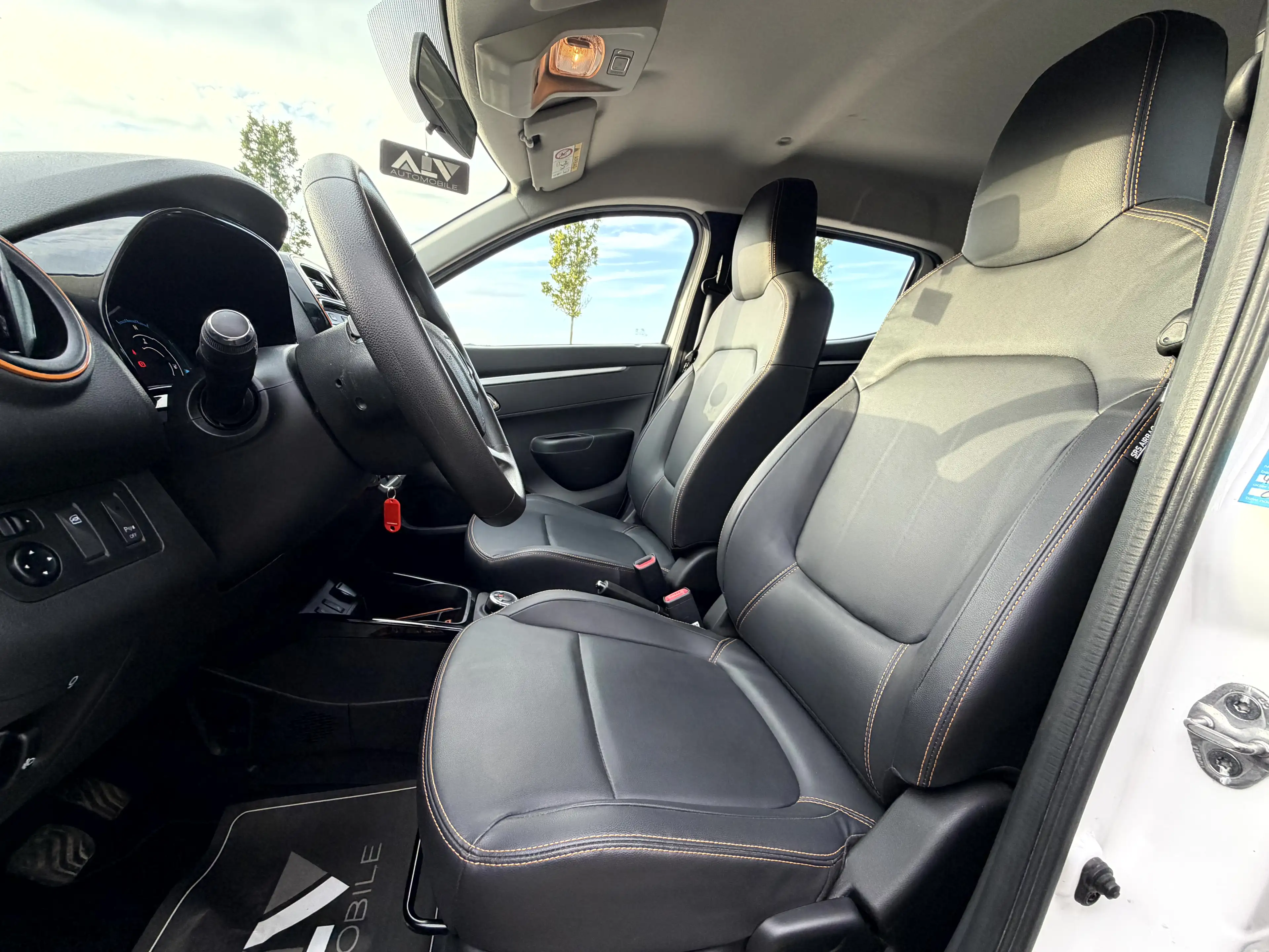 Dacia Spring Comfort Plus 33KW 1.Besitz! — photo 9