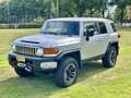 Toyota FJ Cruiser 4X4 Zilver - thumbnail 1