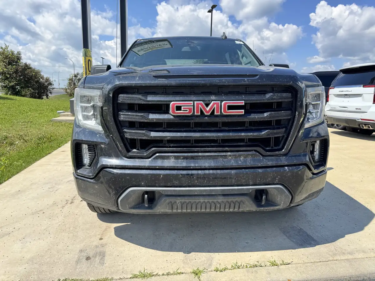 GMC Sierra 1500 снимка GMC Sierra 1500