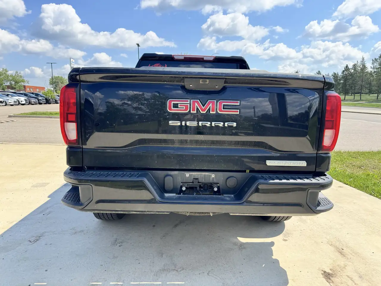 GMC Sierra 1500 снимка GMC Sierra 1500
