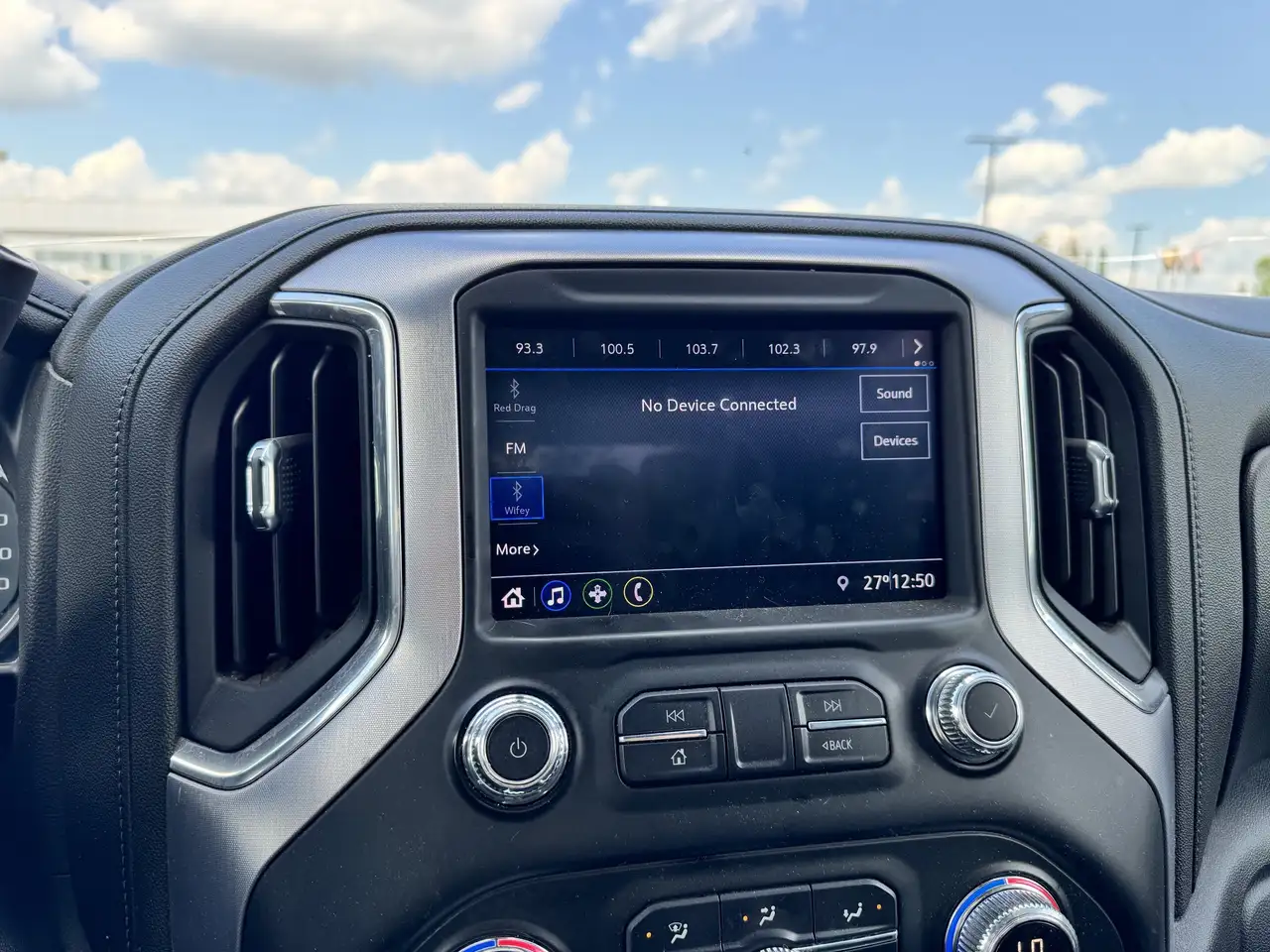 GMC Sierra 1500 снимка GMC Sierra 1500